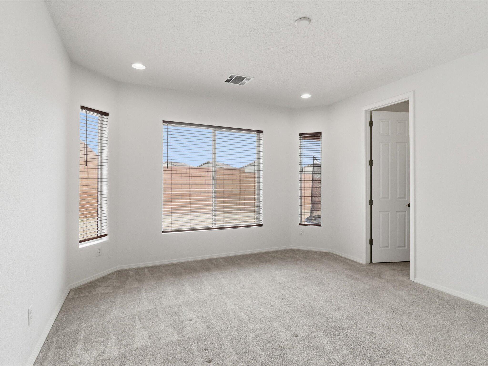 1125 VALLECITO Loop NW