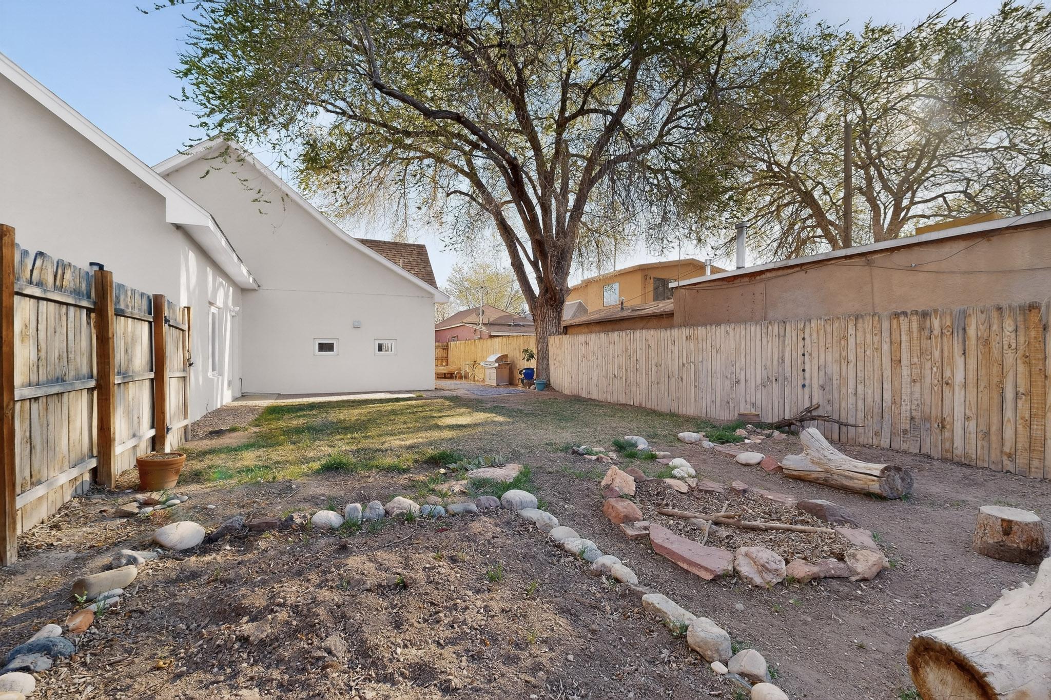 433 Pacific Avenue SW