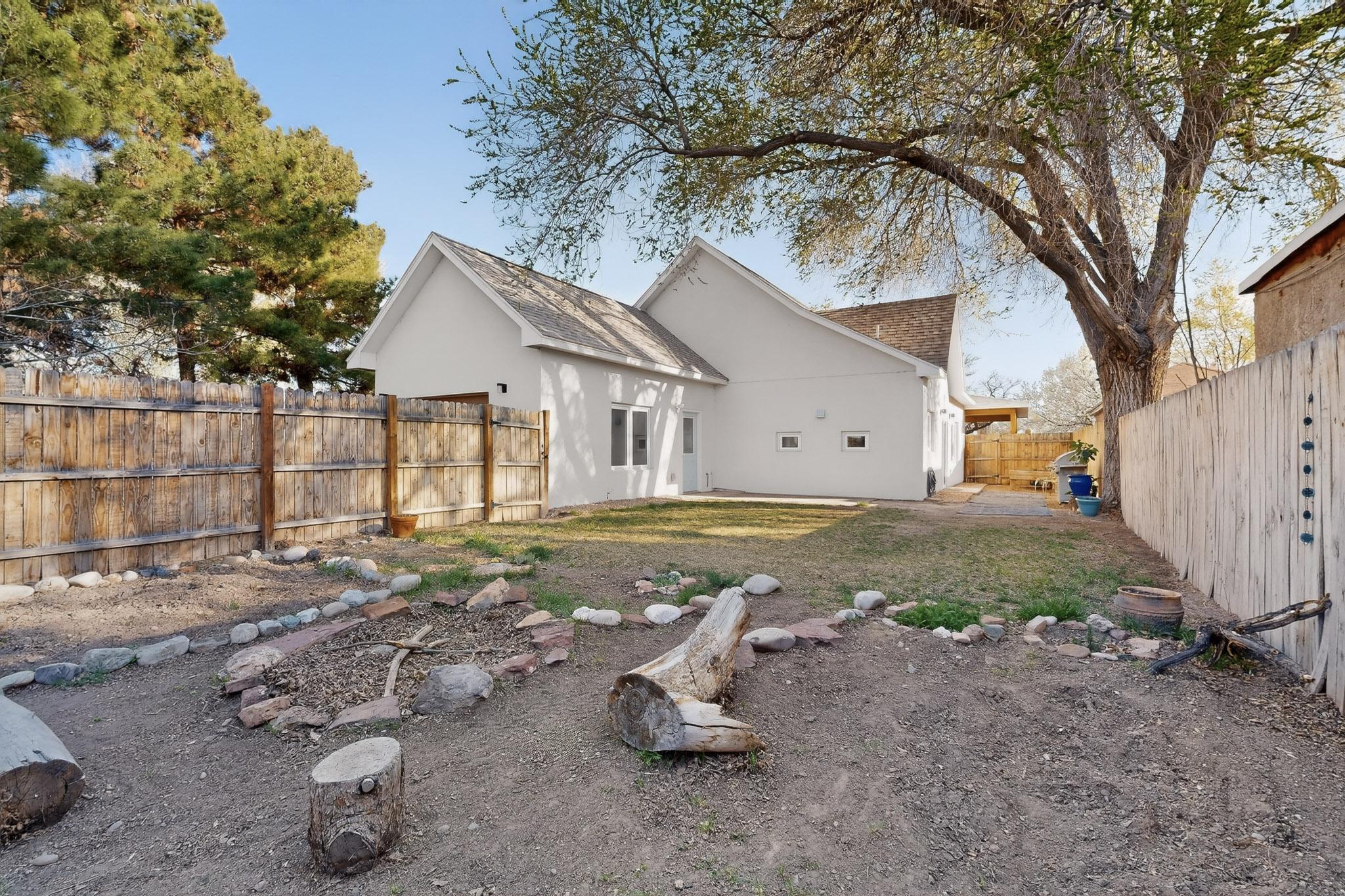 433 Pacific Avenue SW