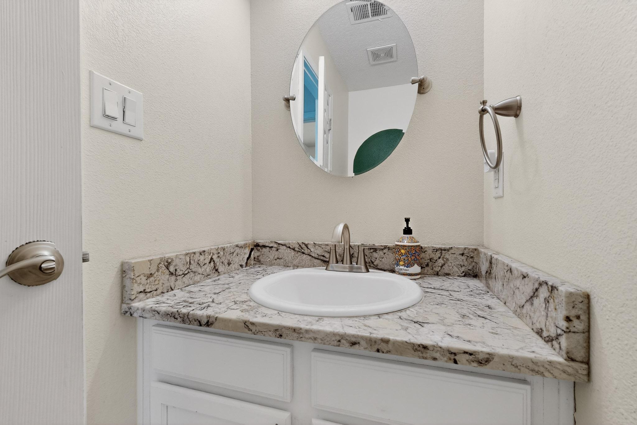 10223 Arroyo Crest Drive NW