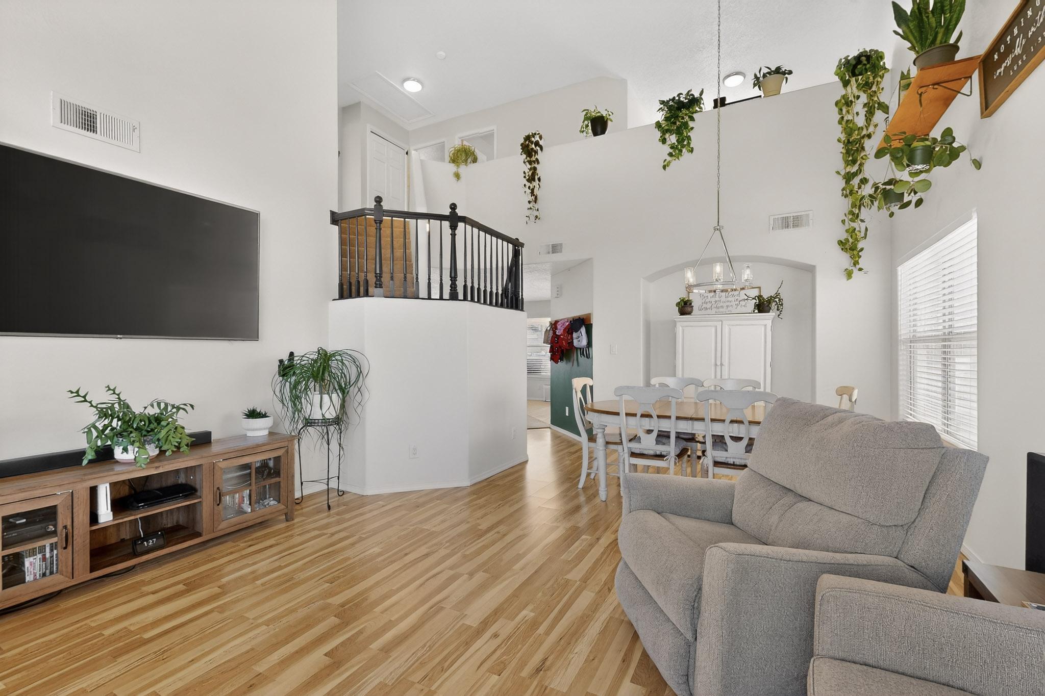 10223 Arroyo Crest Drive NW