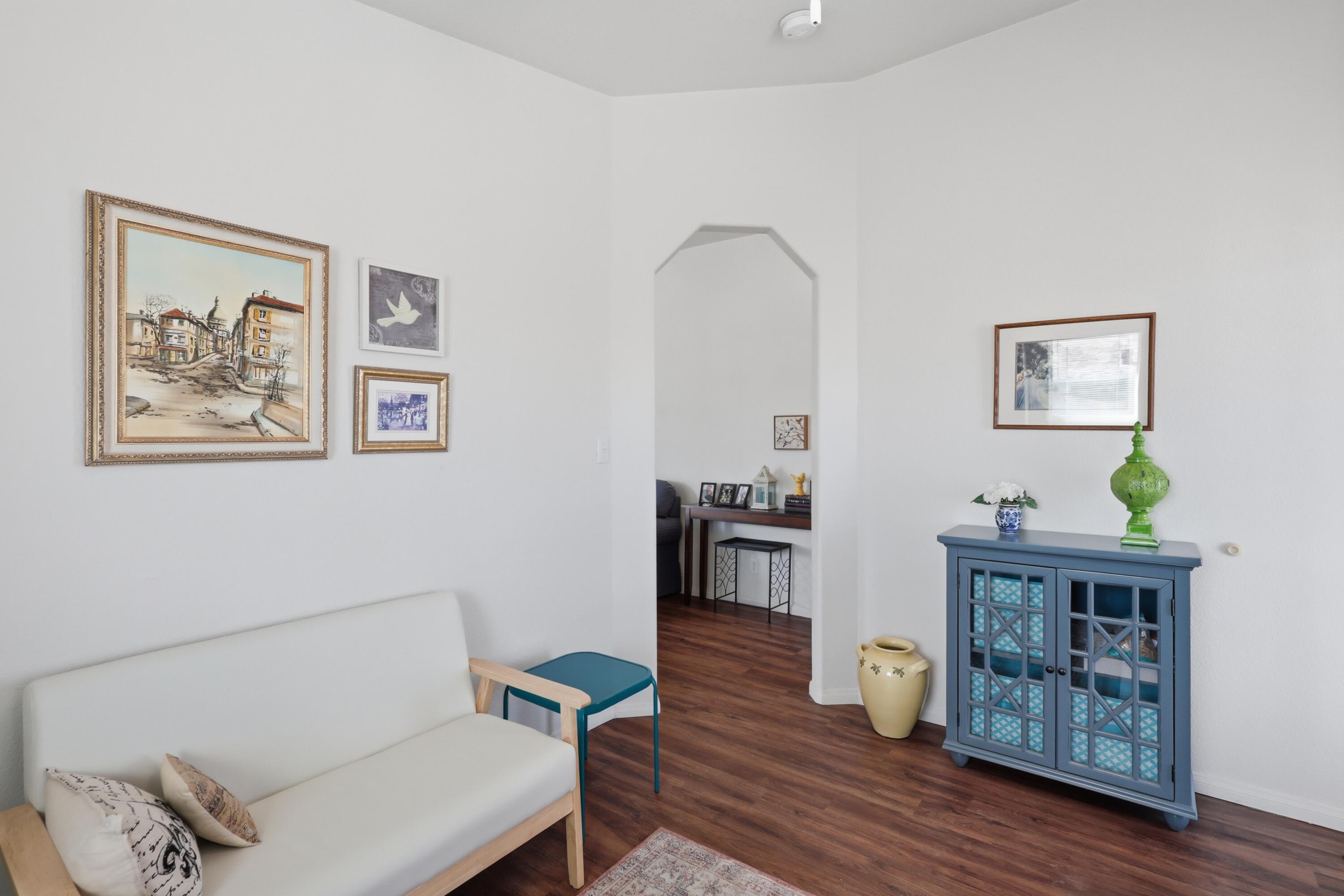 132 Sunrise Bluffs Drive