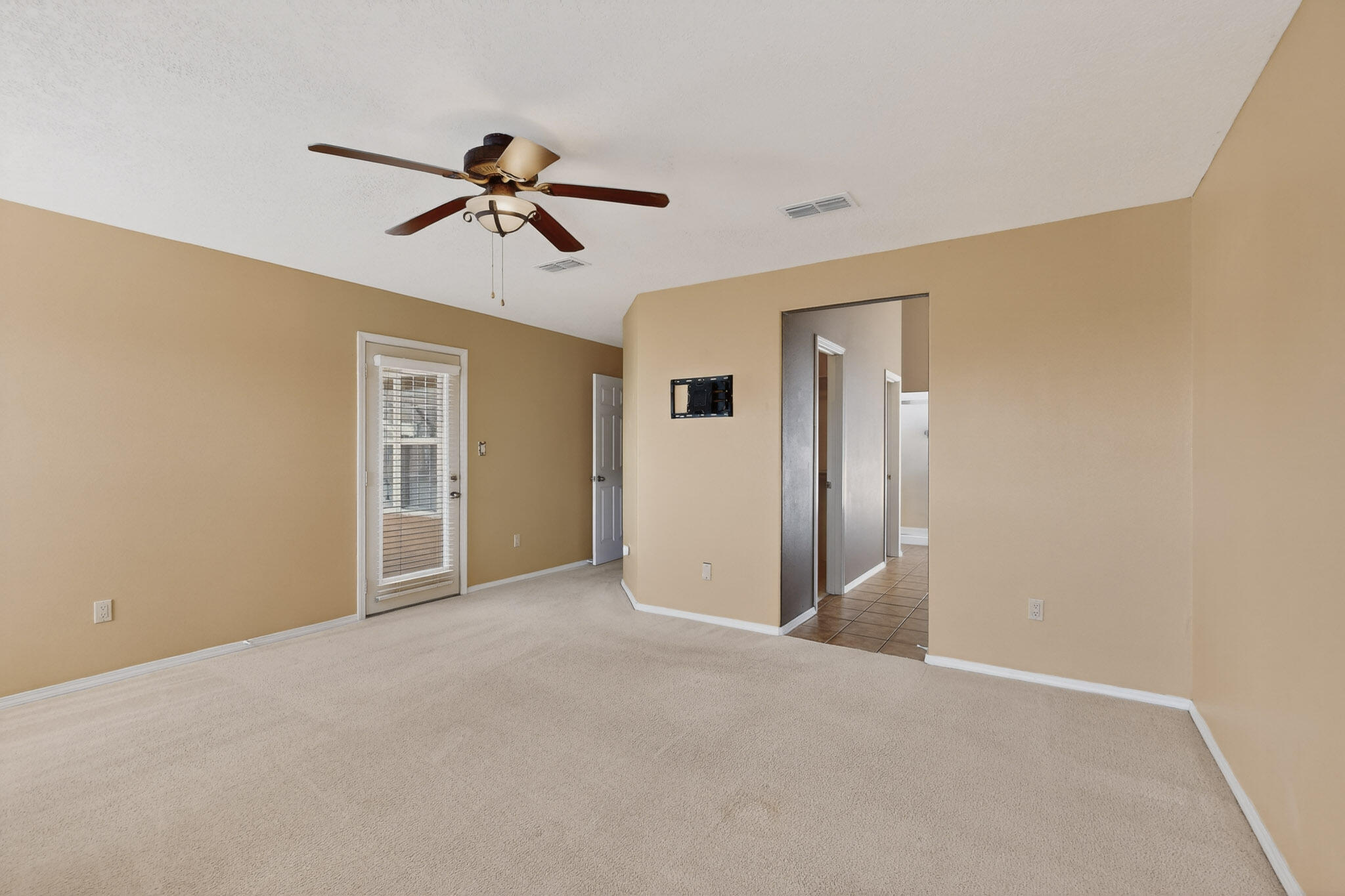 2275 Longhorn Street SW