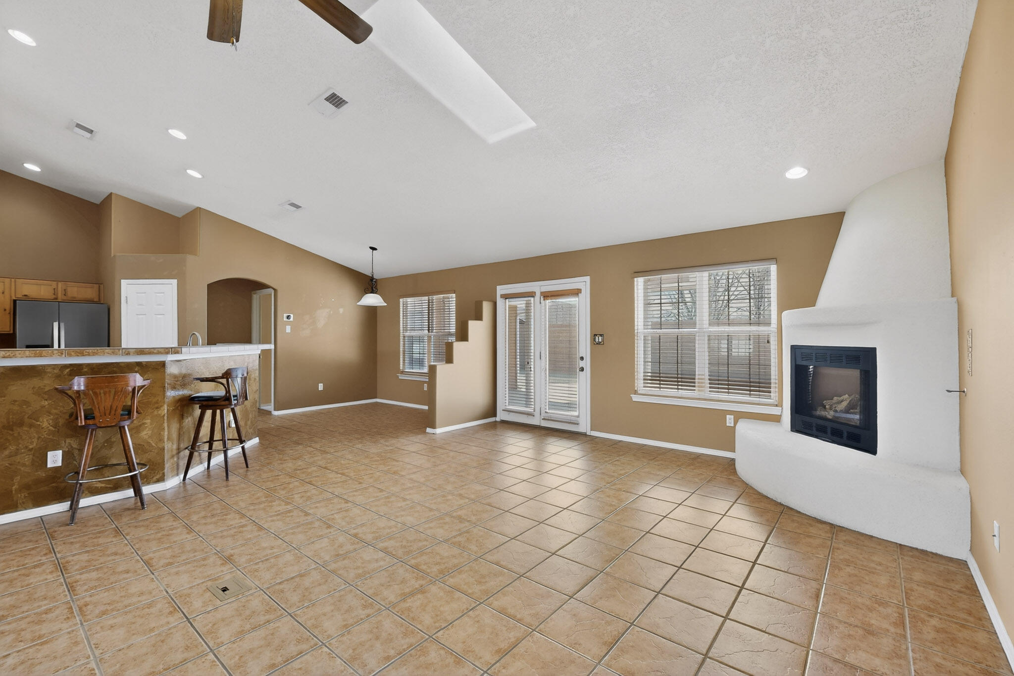 2275 Longhorn Street SW