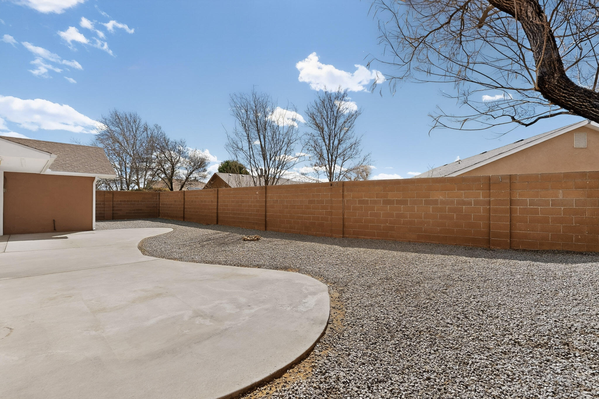 2275 Longhorn Street SW