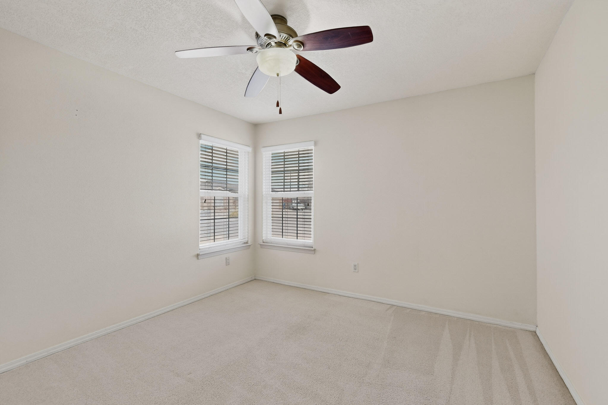 2275 Longhorn Street SW