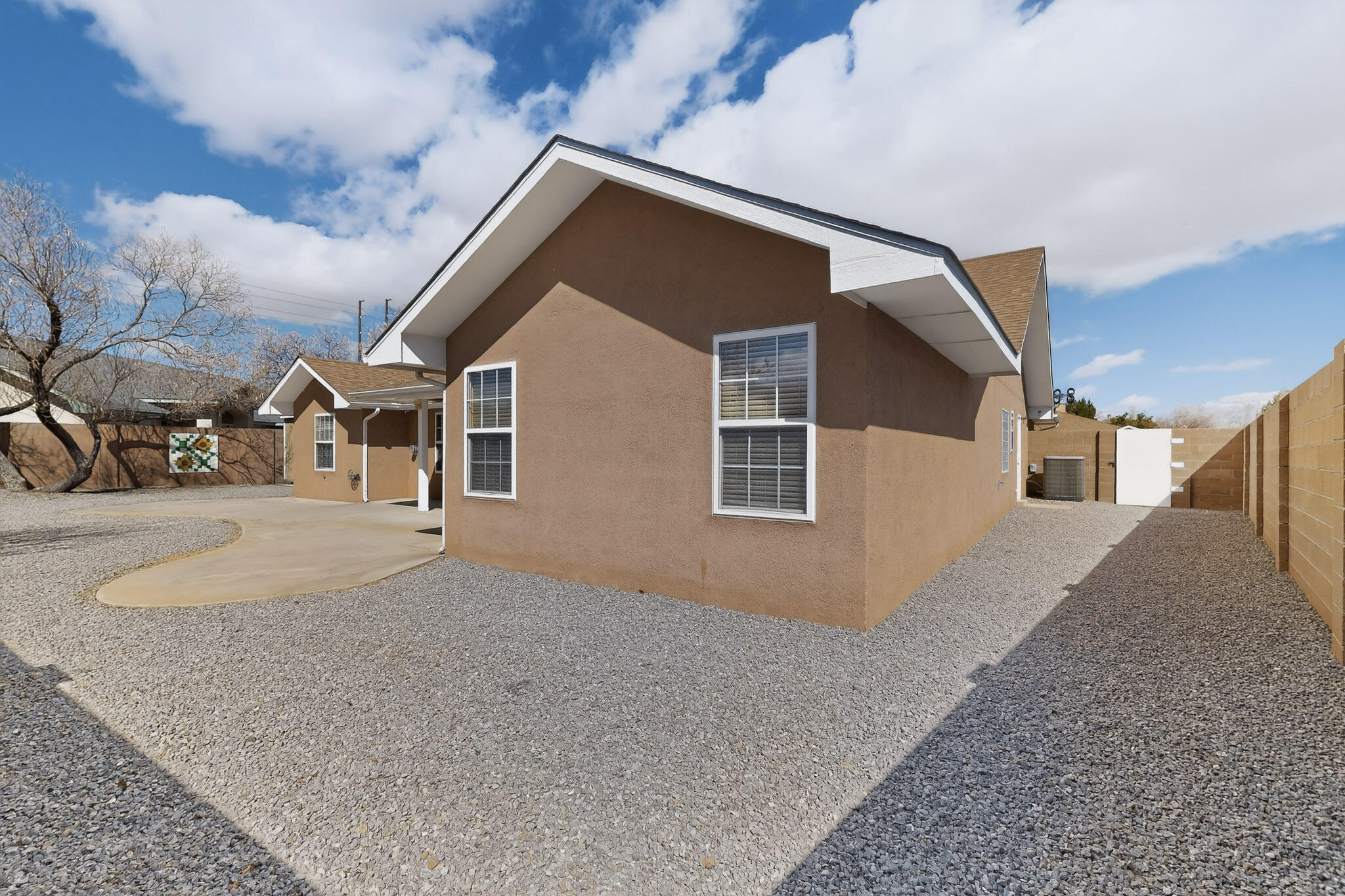 2275 Longhorn Street SW