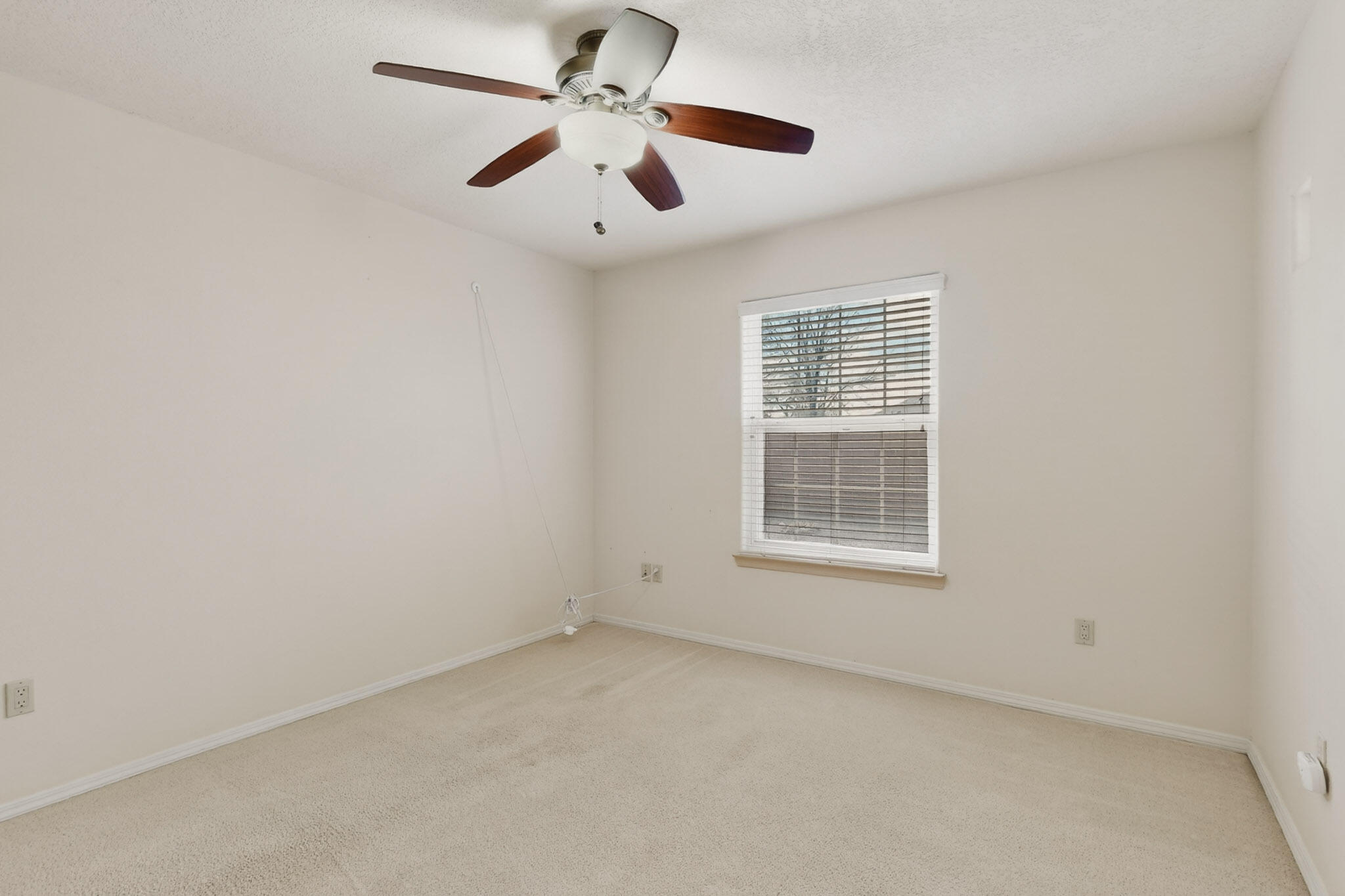 2275 Longhorn Street SW