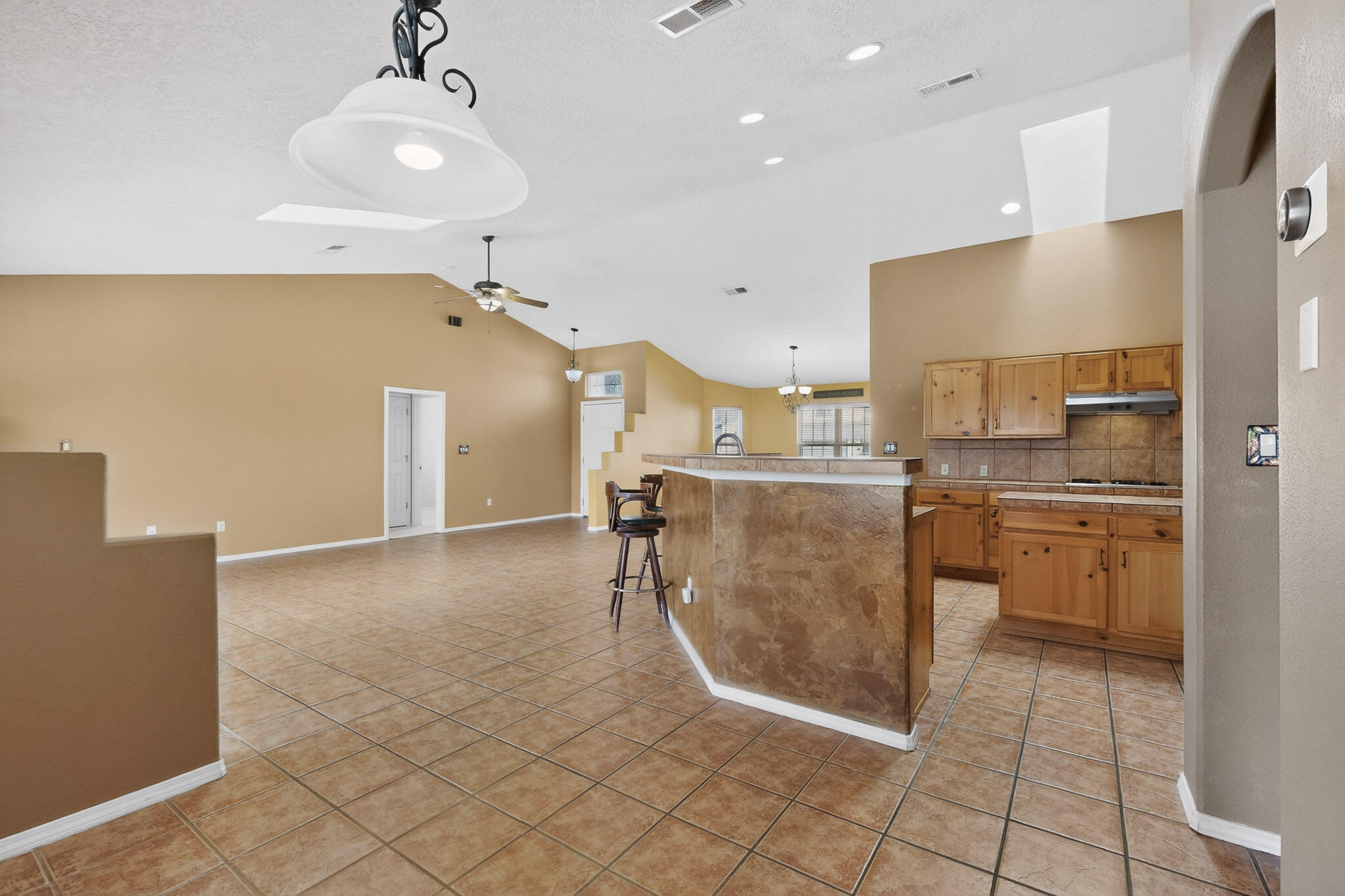 2275 Longhorn Street SW