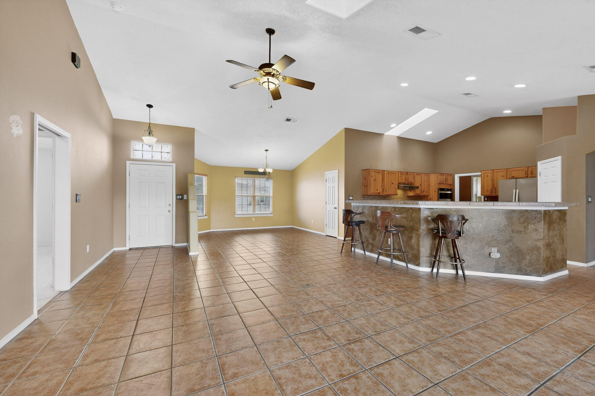 2275 Longhorn Street SW