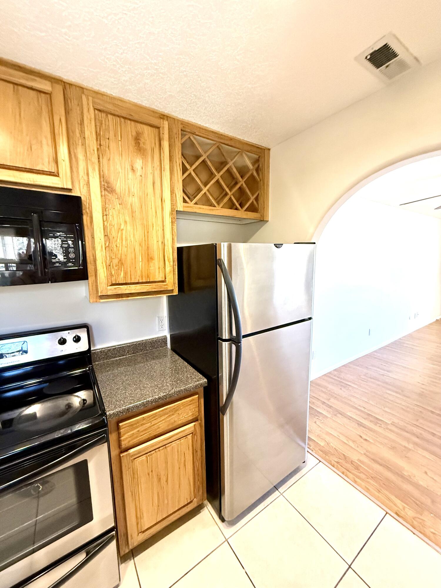 1825 Dartmouth Drive NE APT 205