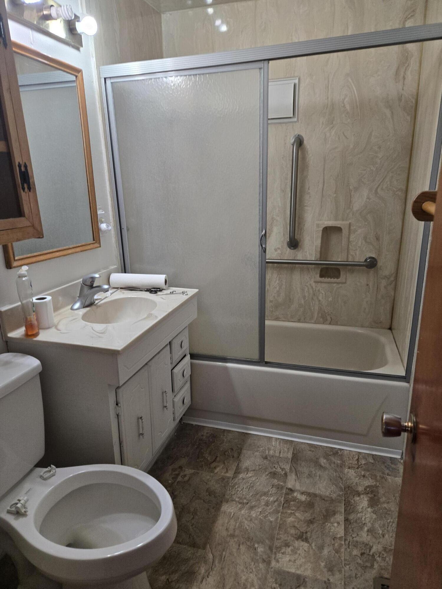 411 N Rubennie Place NW