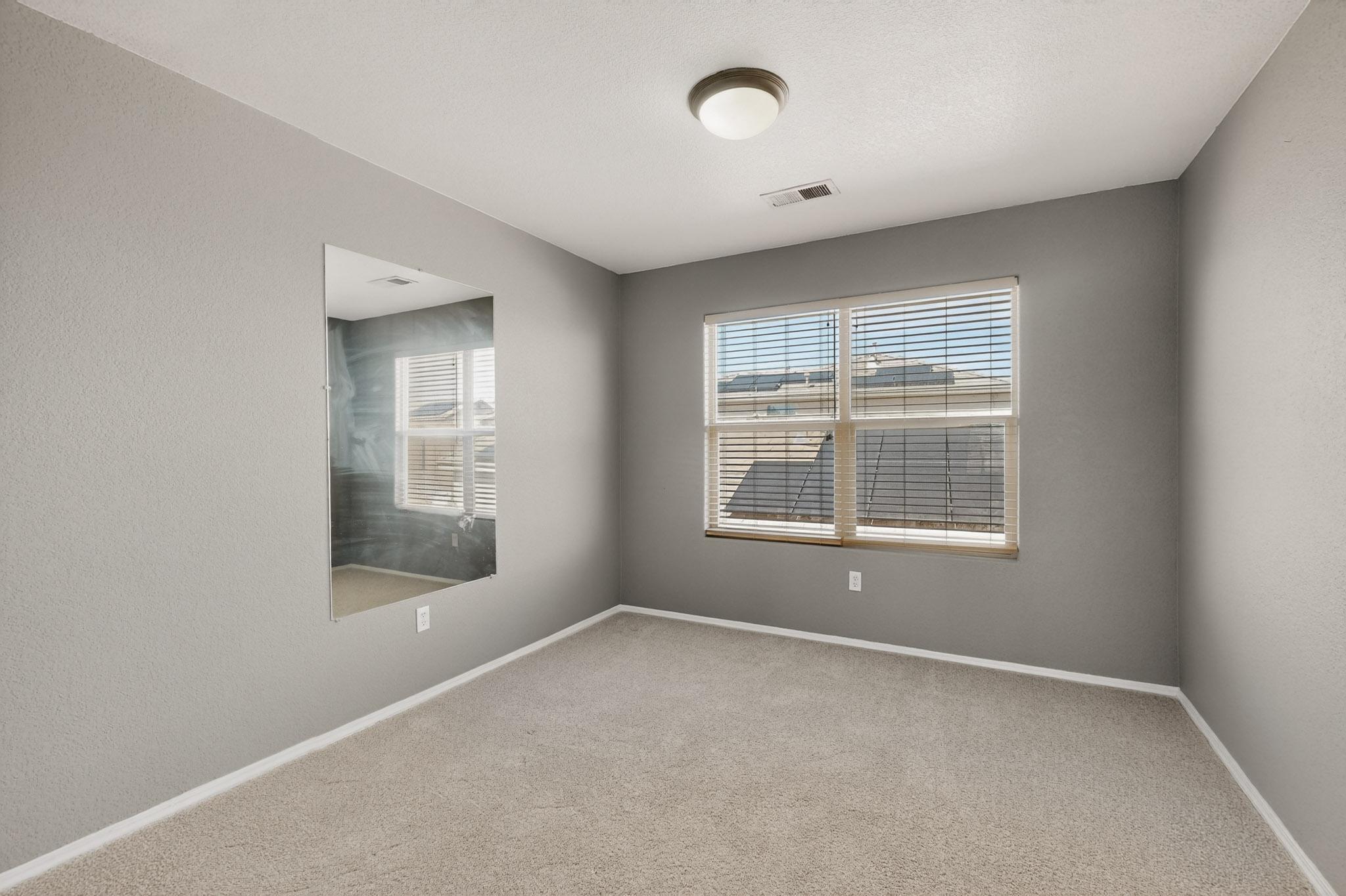 1328 Peppoli Loop SE