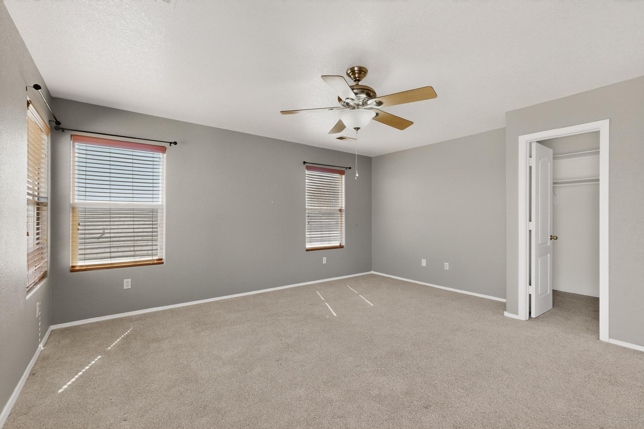 1328 Peppoli Loop SE