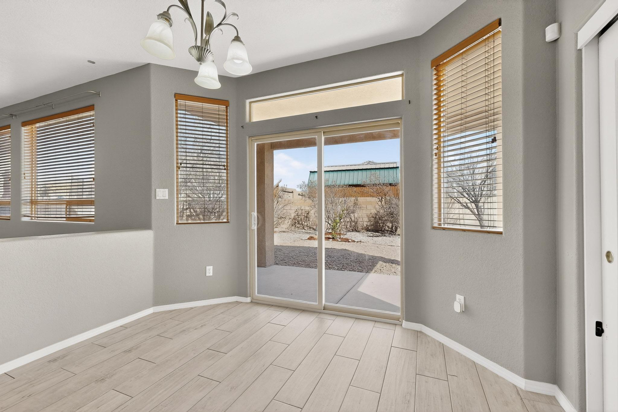 1328 Peppoli Loop SE