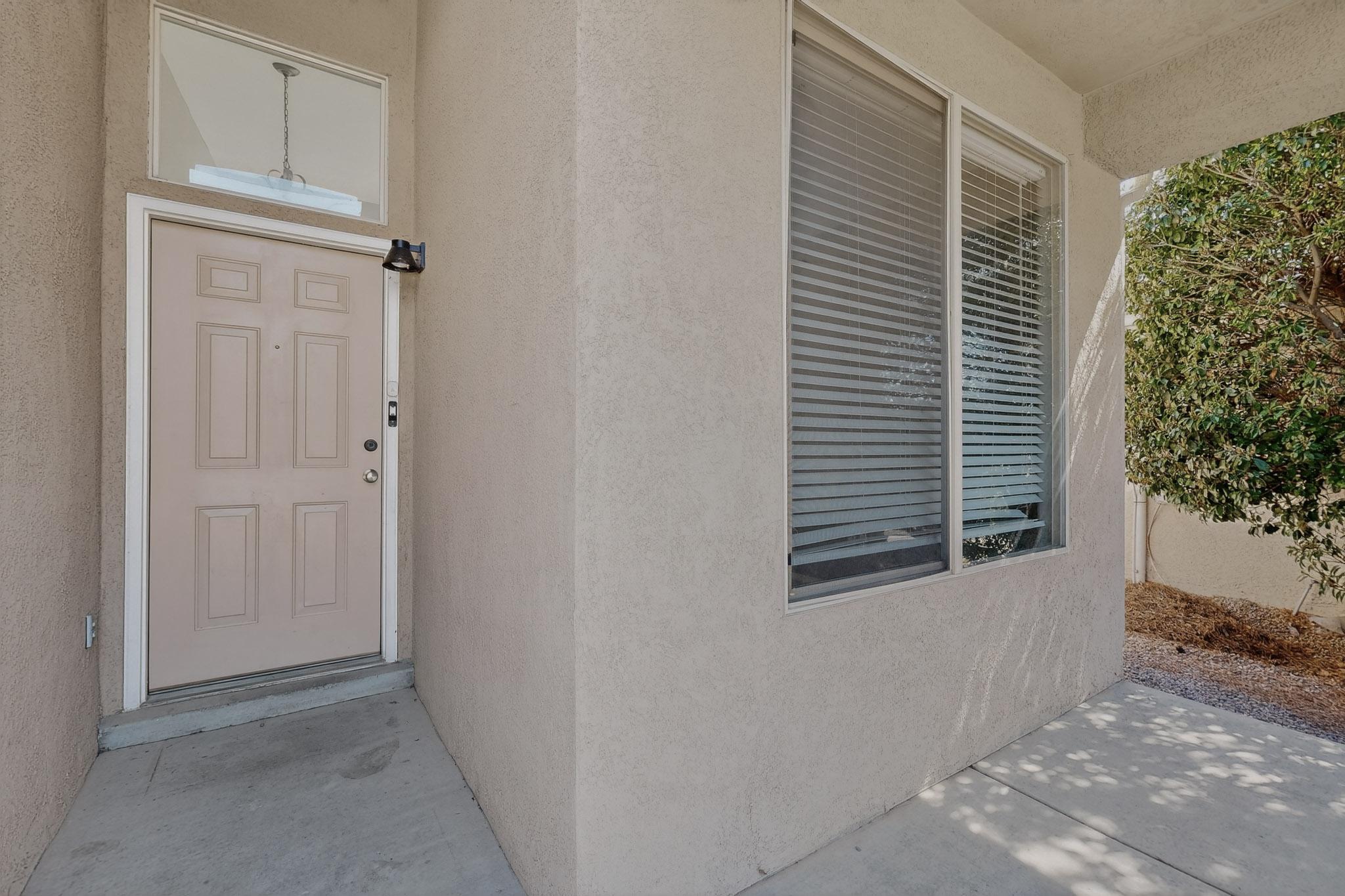 1328 Peppoli Loop SE