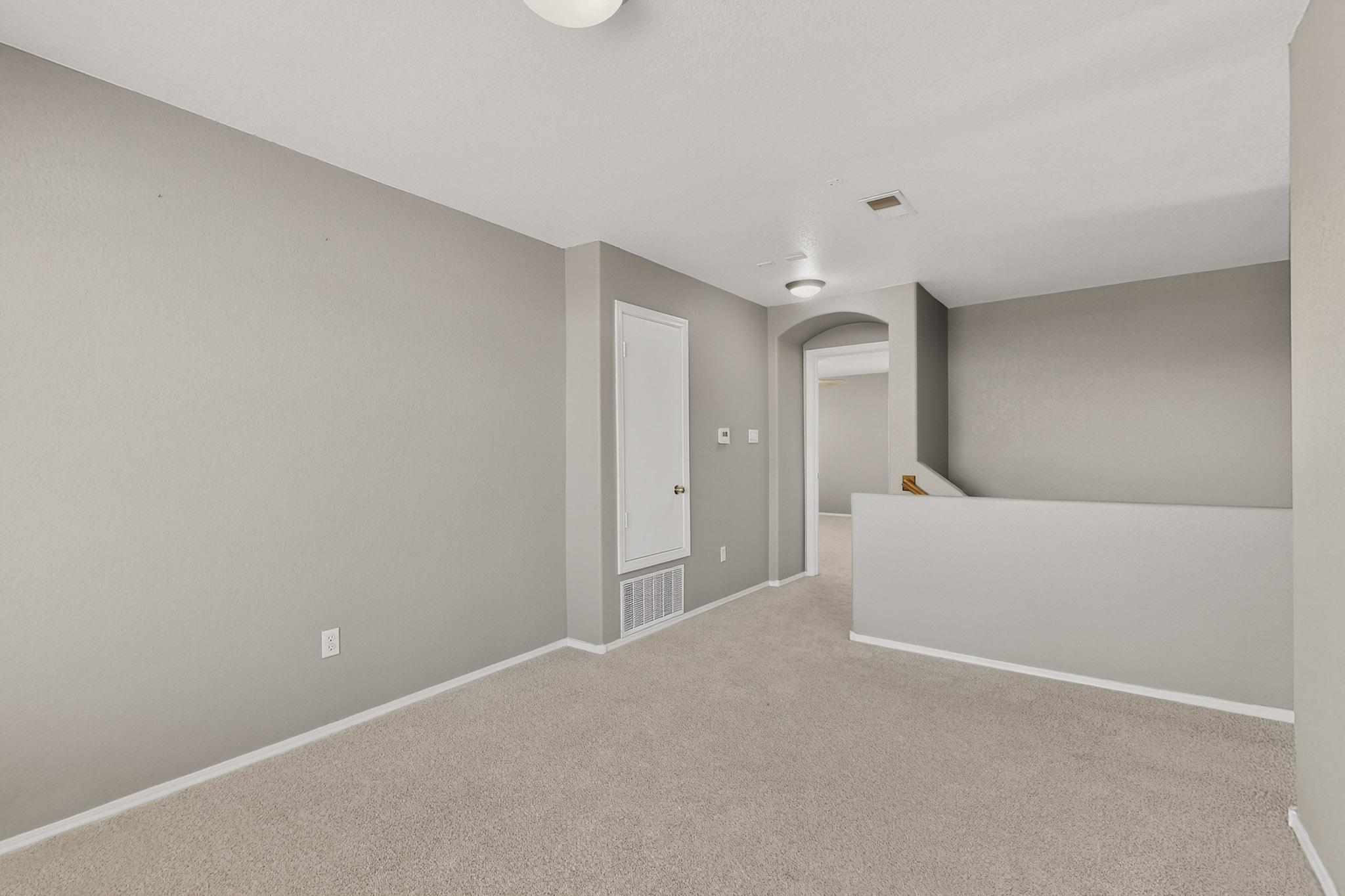 1328 Peppoli Loop SE