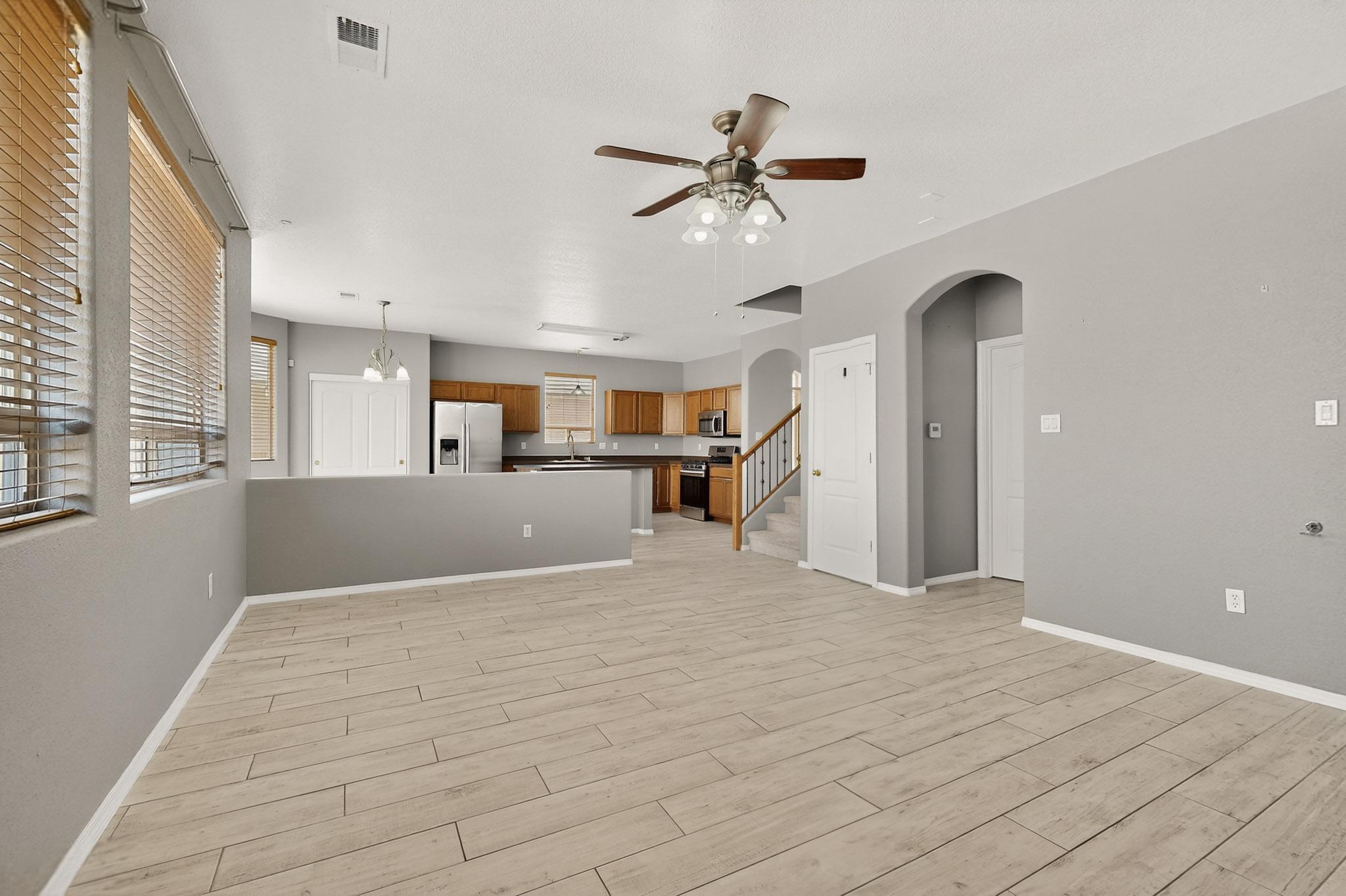 1328 Peppoli Loop SE