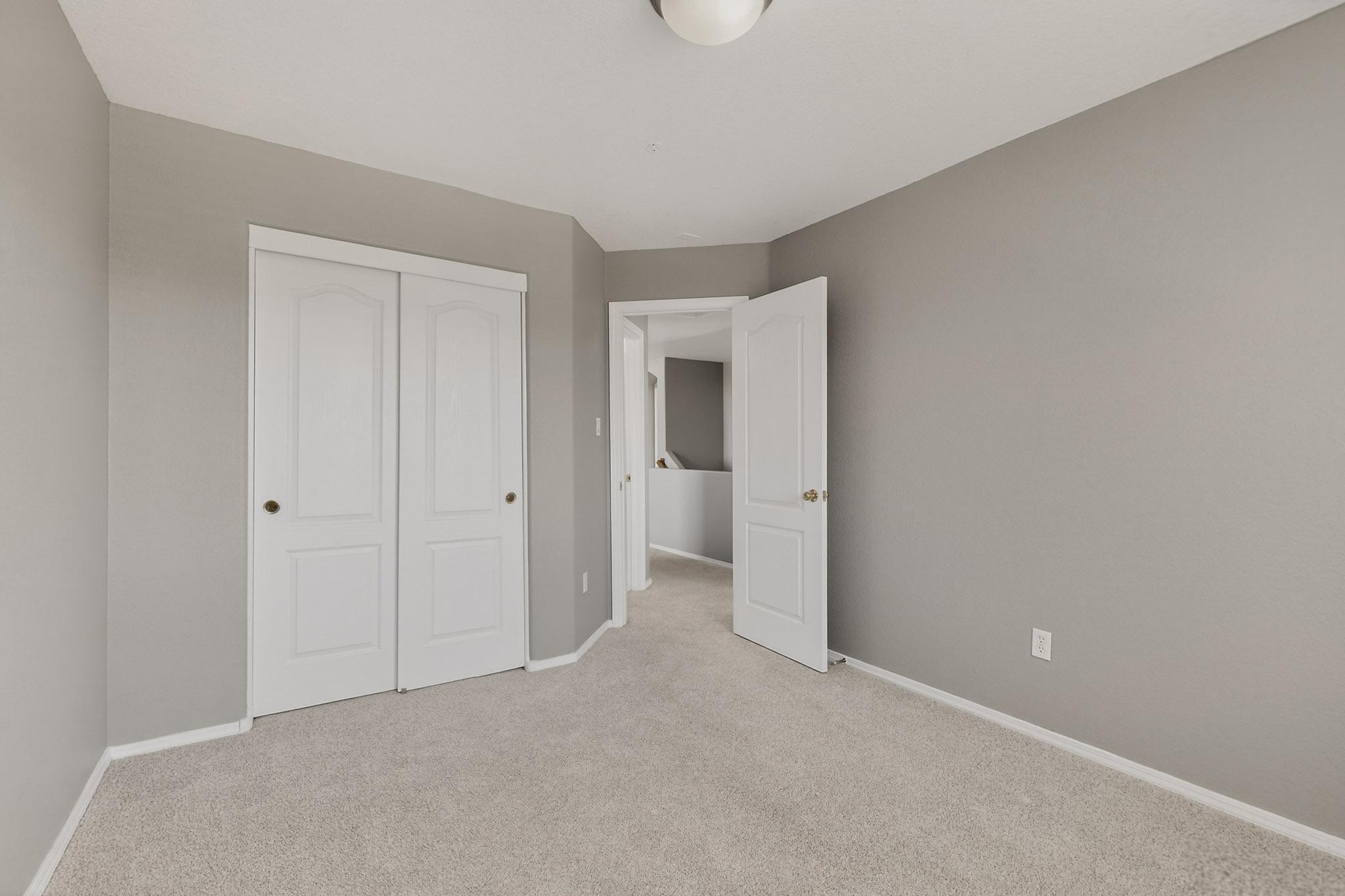 1328 Peppoli Loop SE