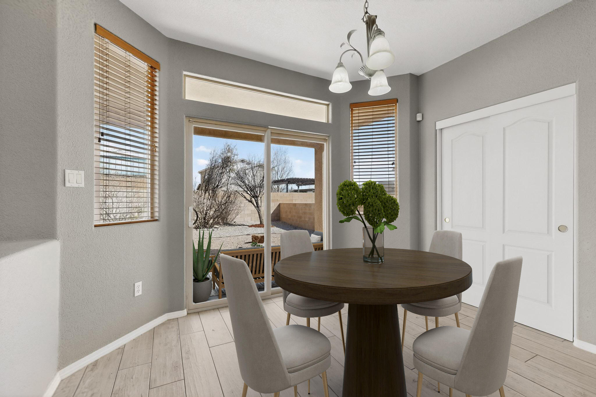 1328 Peppoli Loop SE