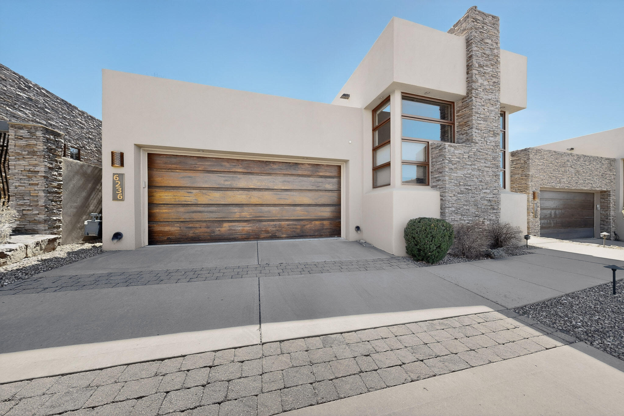 6236 Ghost Flower Trail NE