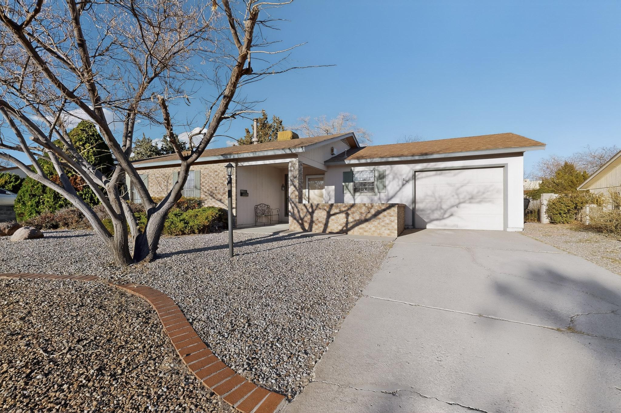 840 Stagecoach Road SE