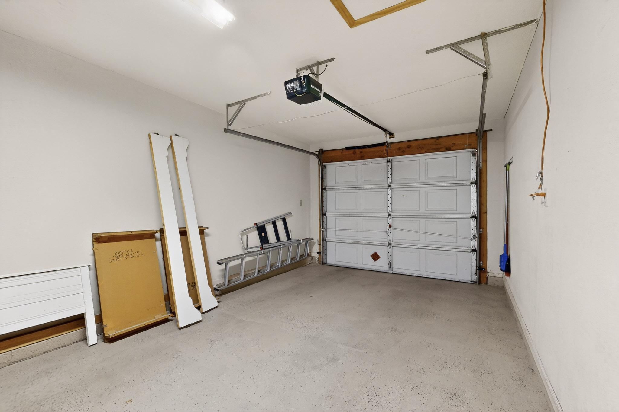 840 Stagecoach Road SE