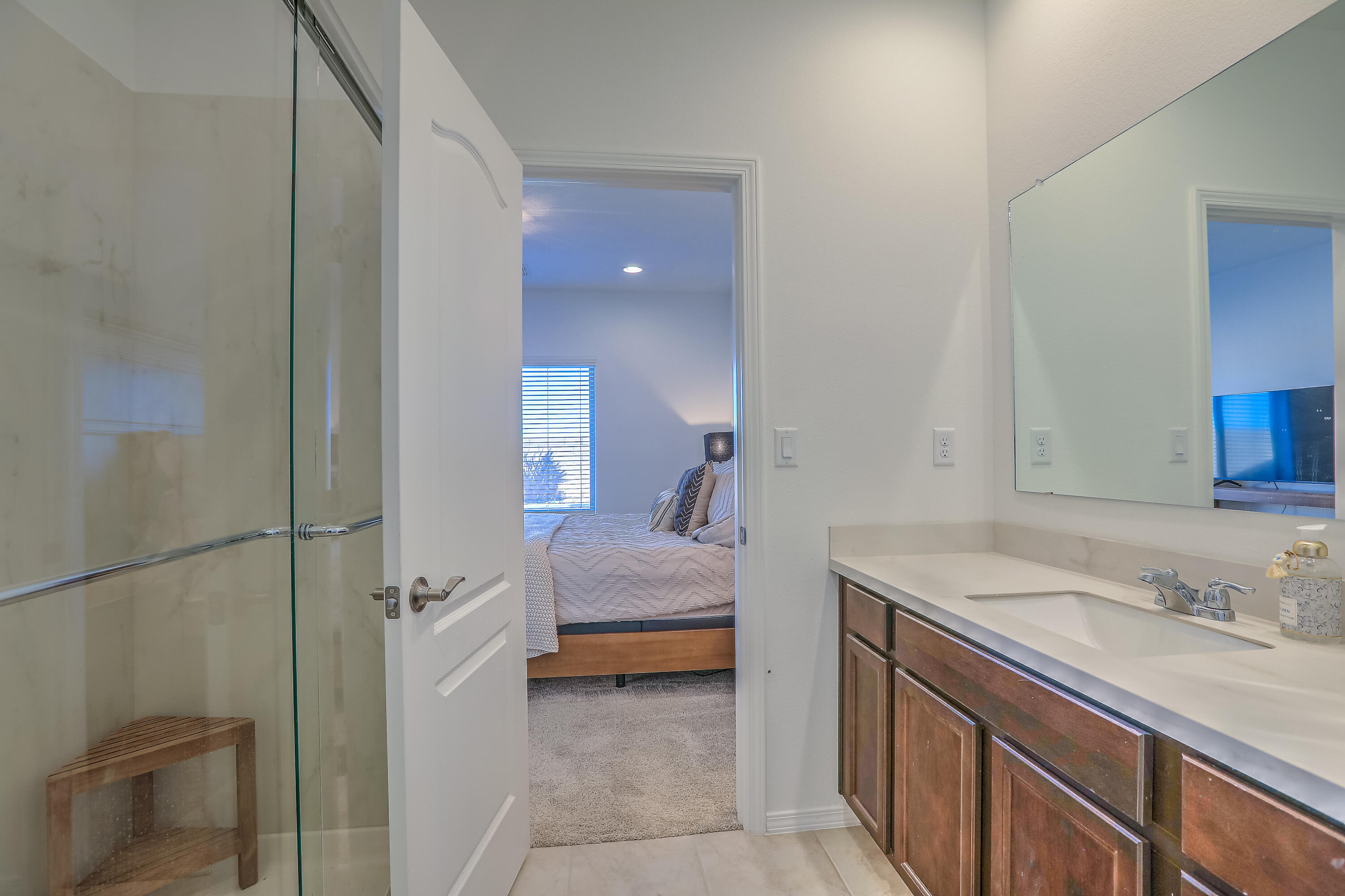 233 Spectrum Avenue SW