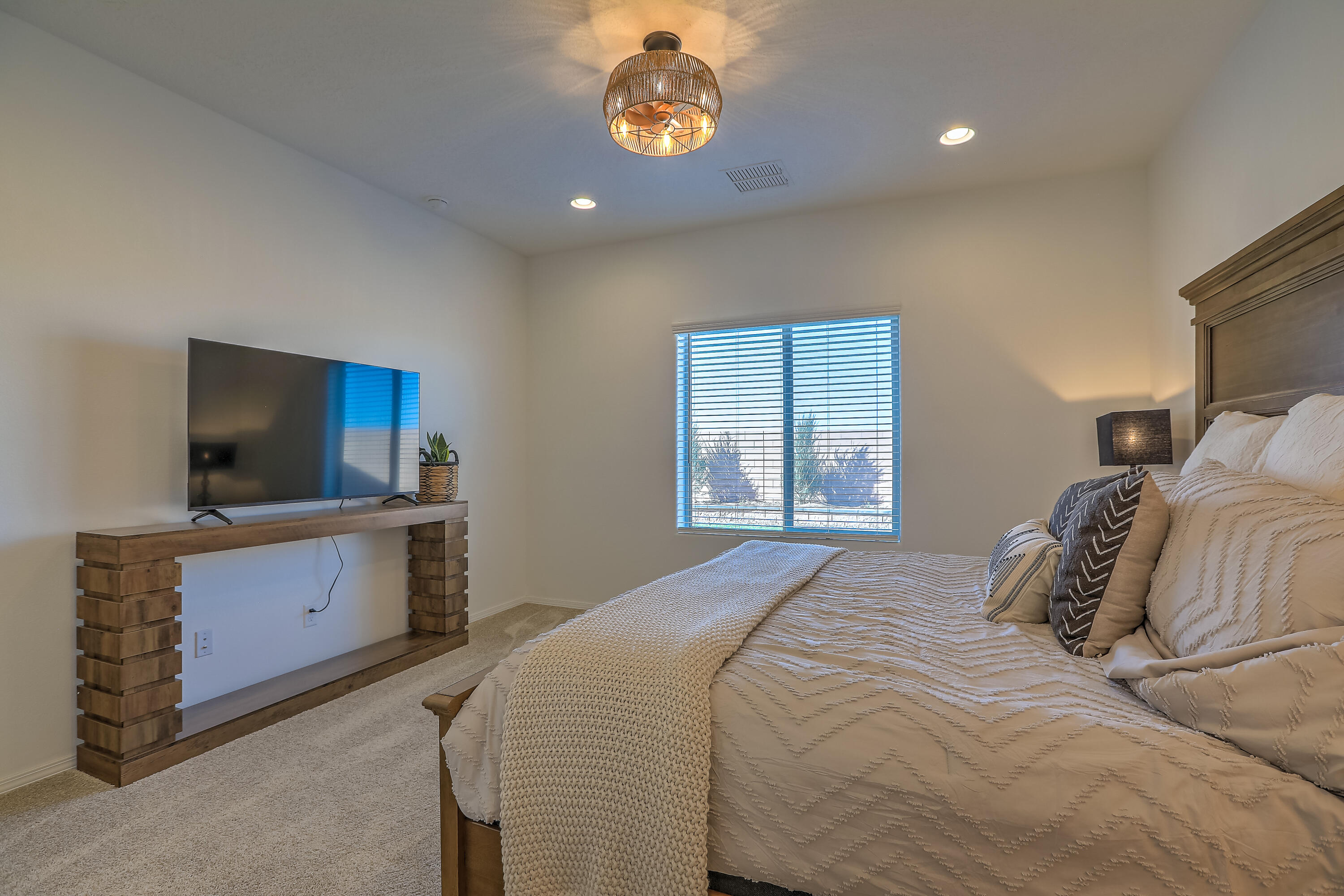 233 Spectrum Avenue SW
