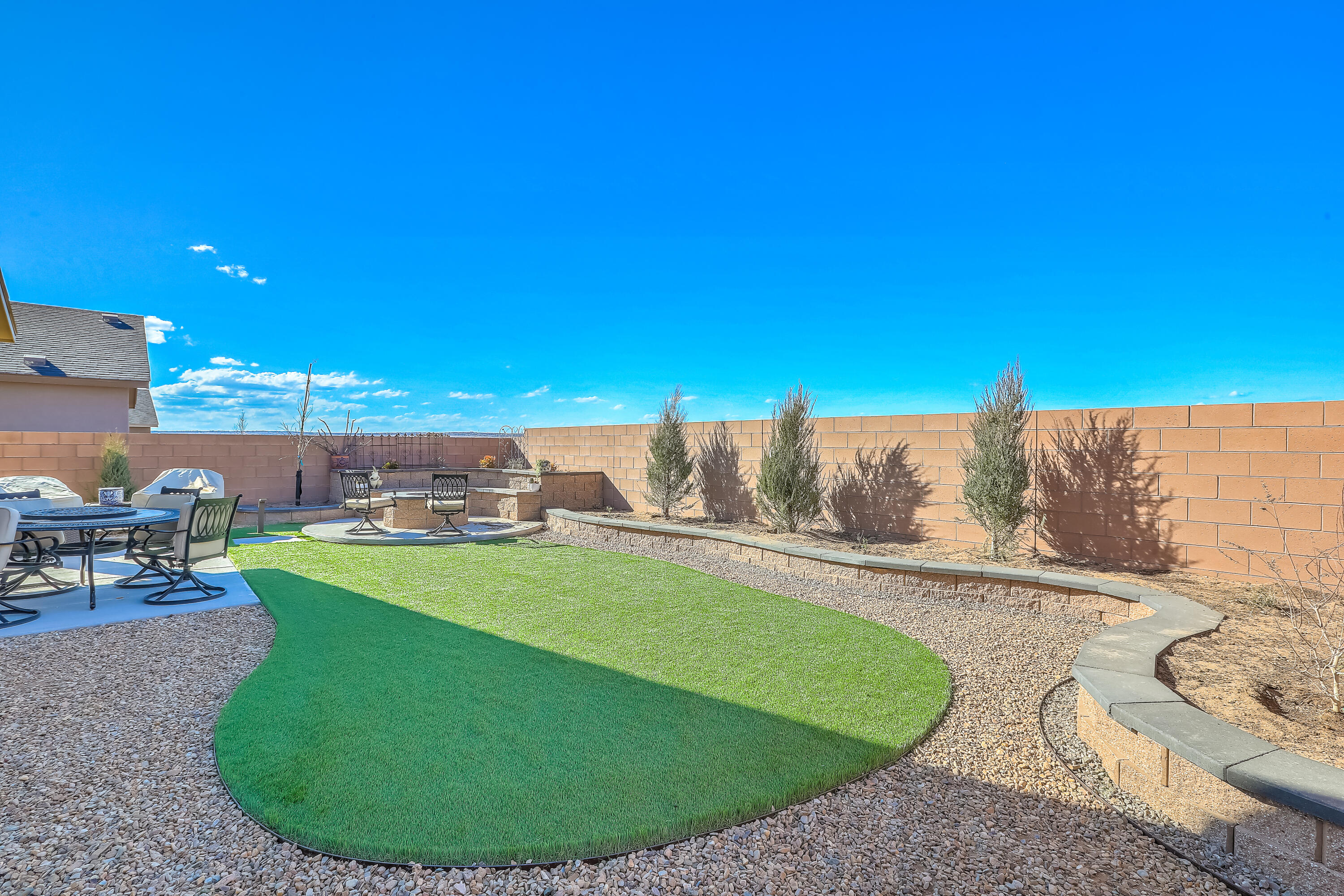 233 Spectrum Avenue SW