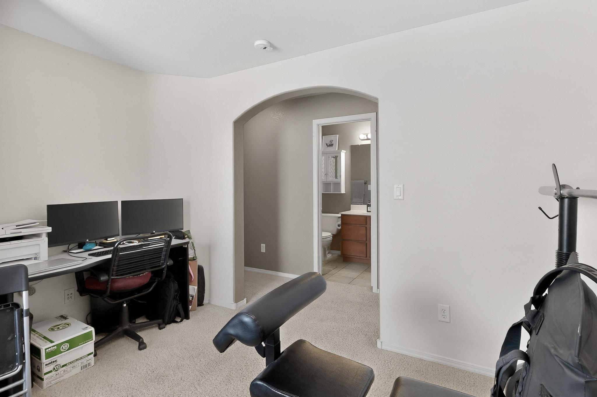 10434 Cantacielo Drive NW