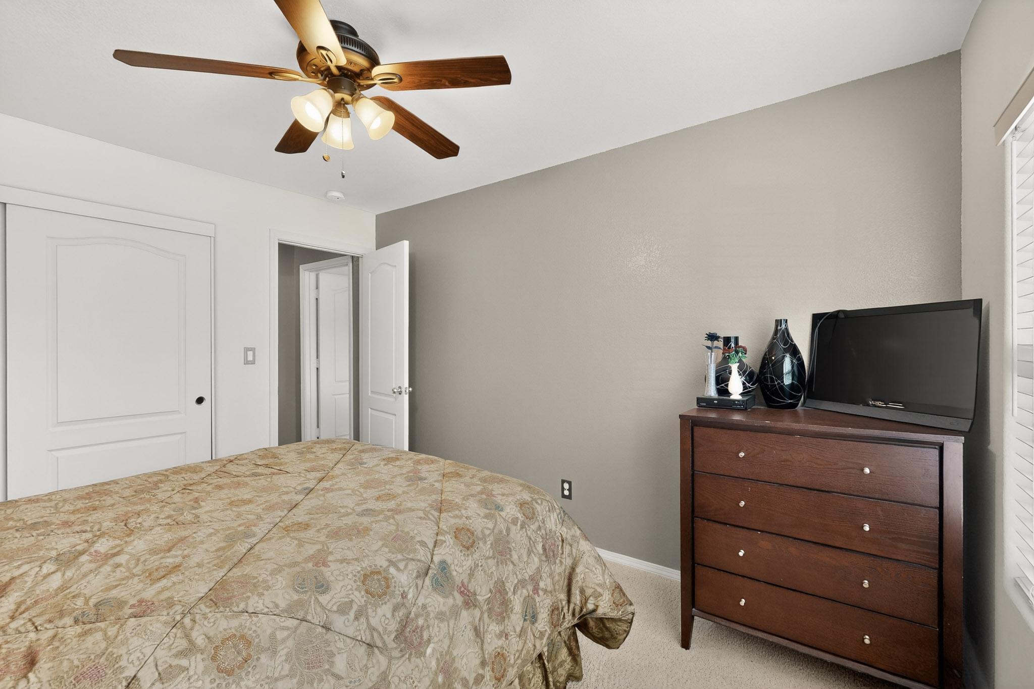 10434 Cantacielo Drive NW