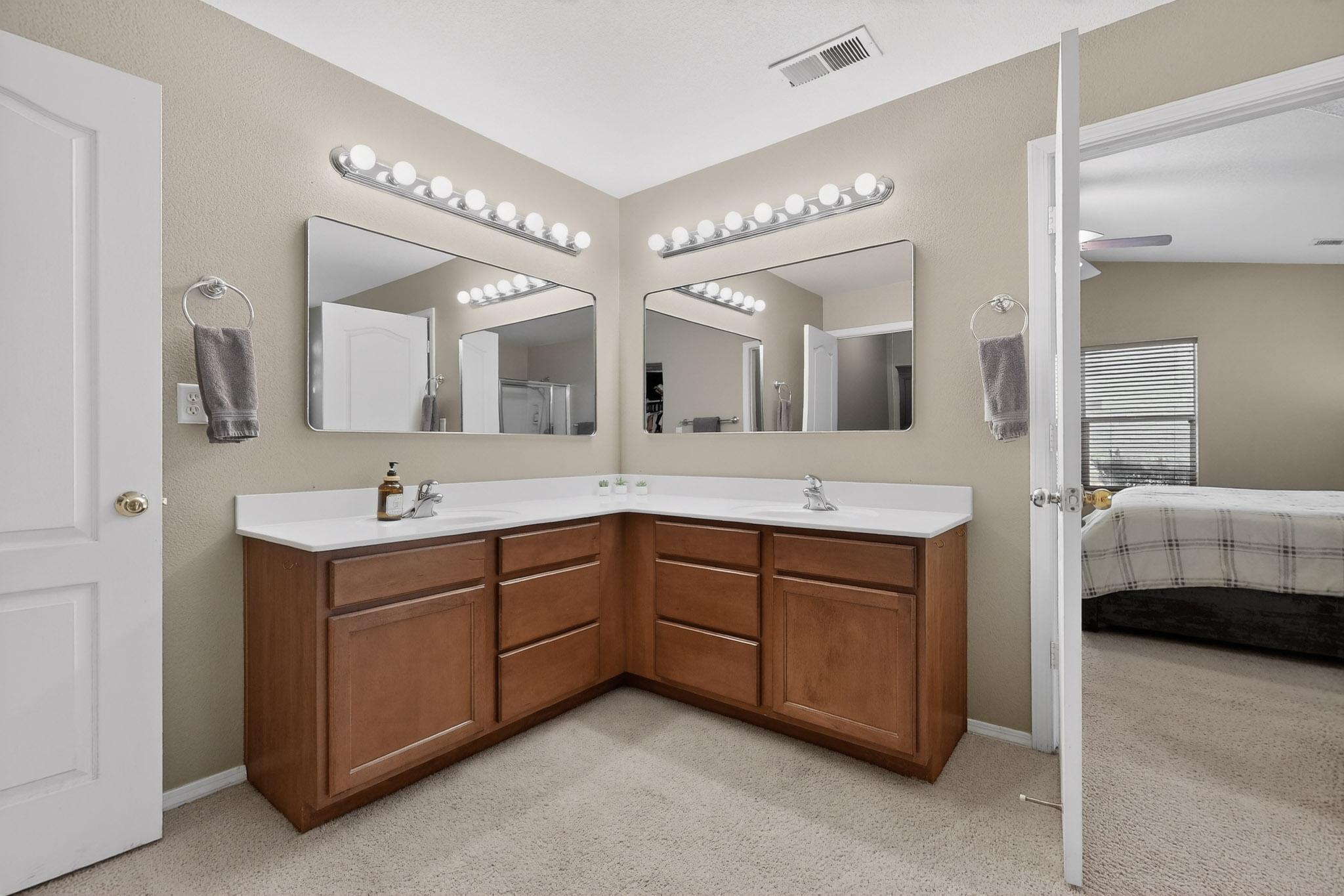 10434 Cantacielo Drive NW