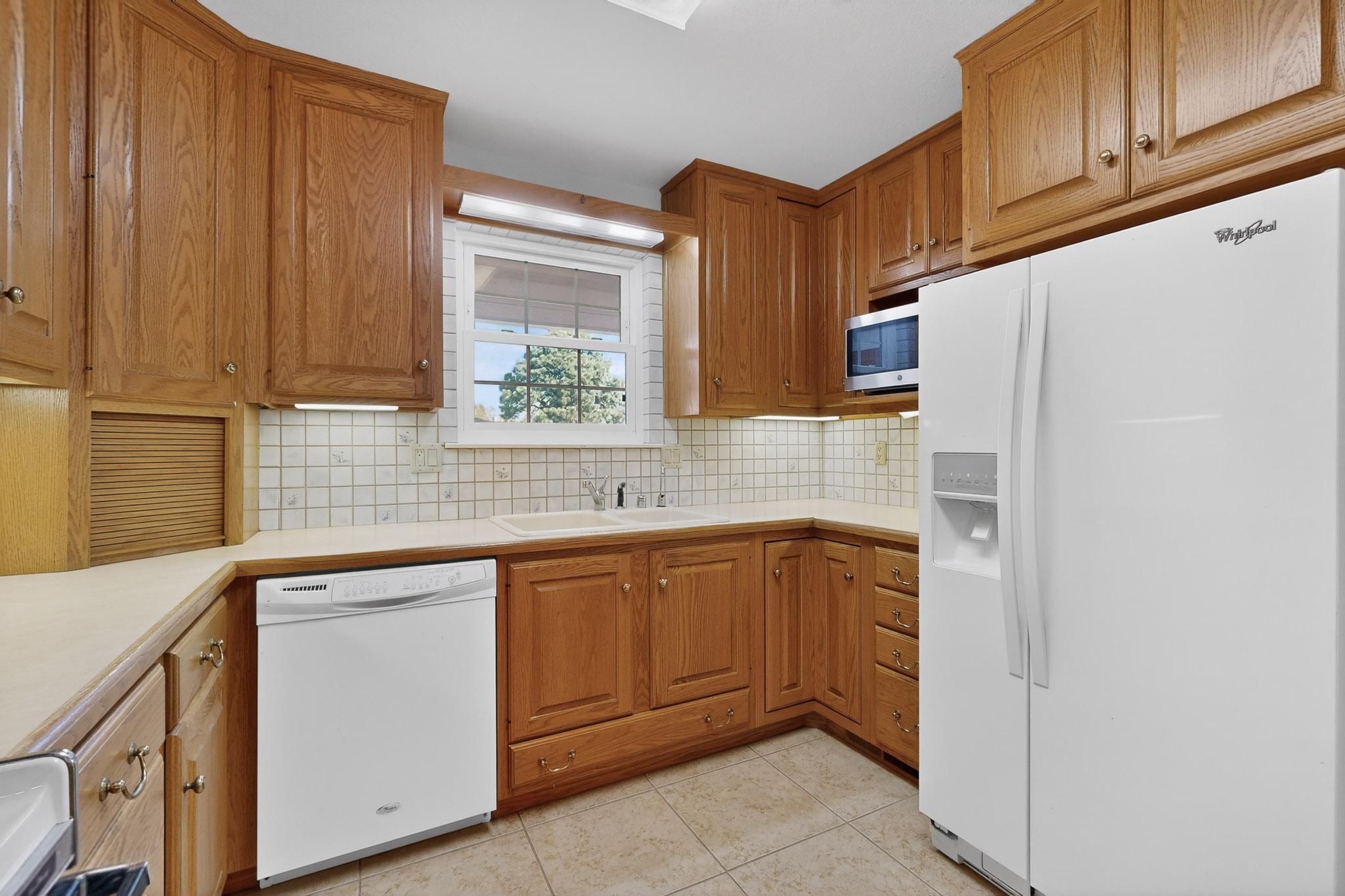 12016 Donna Court NE