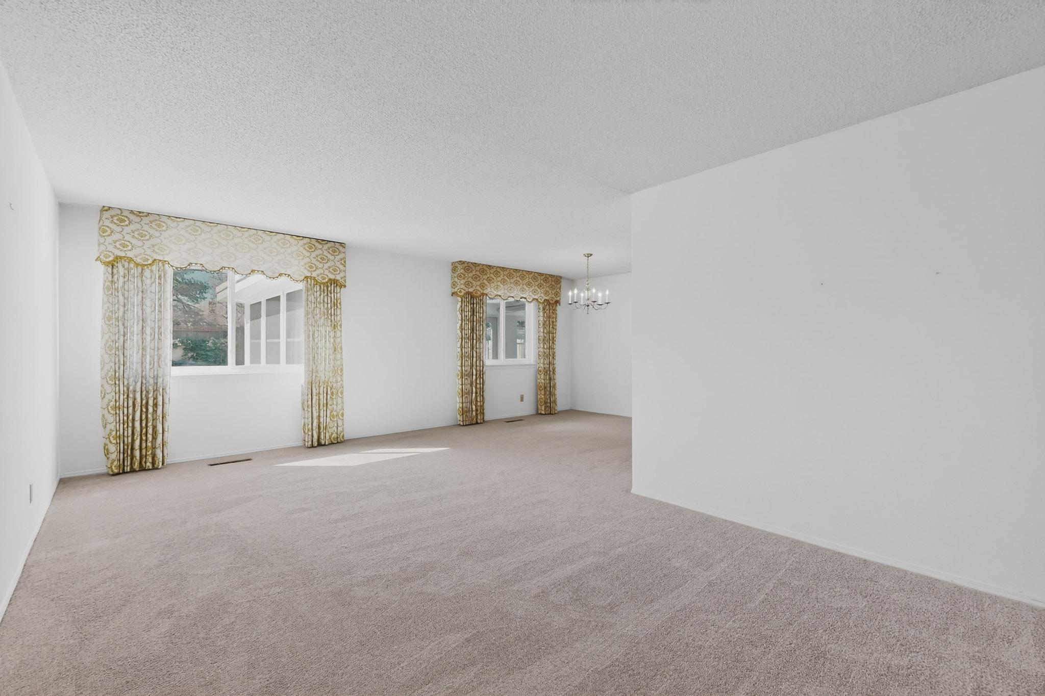 12016 Donna Court NE