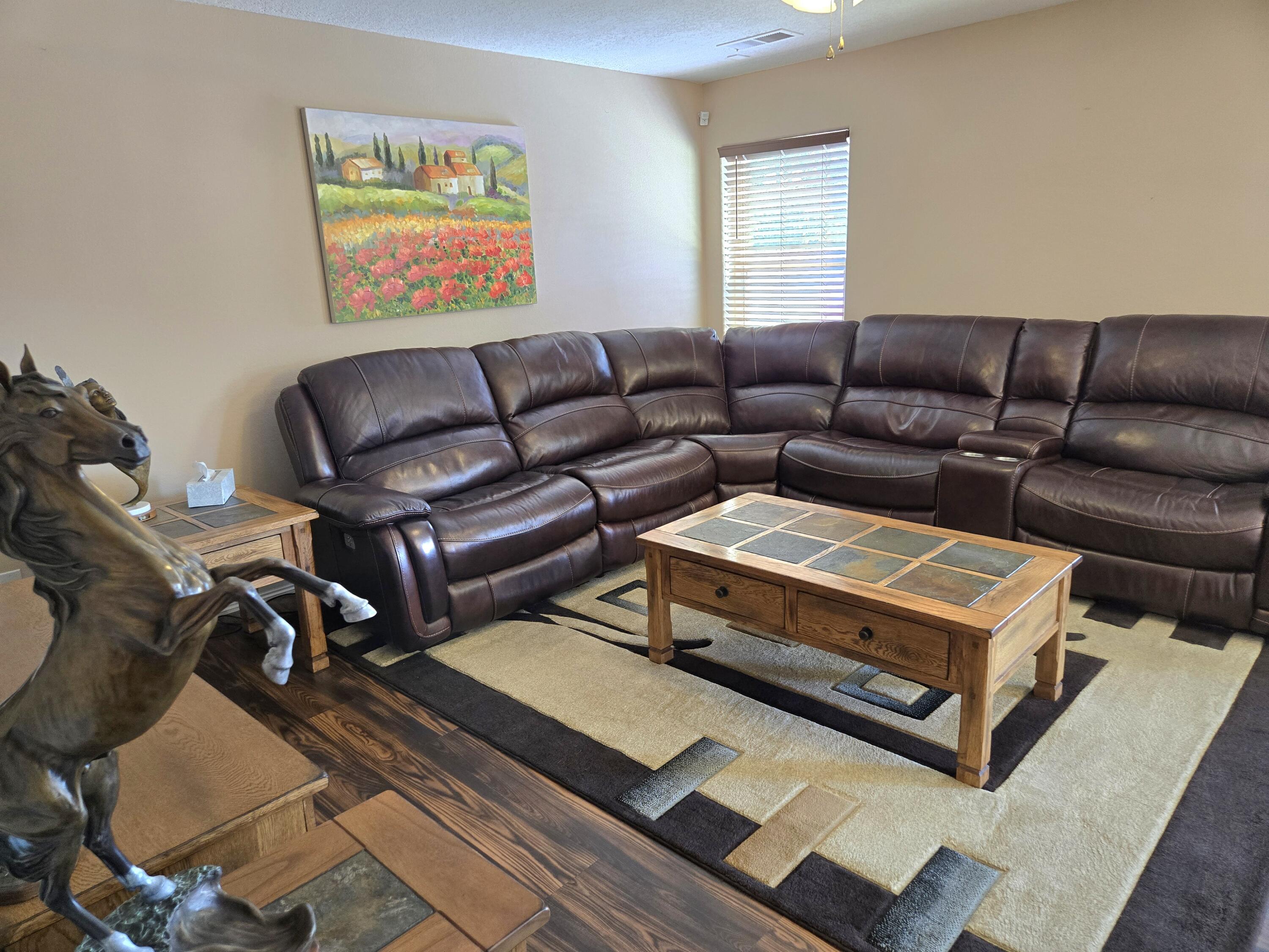 1622 Costilla Road NE