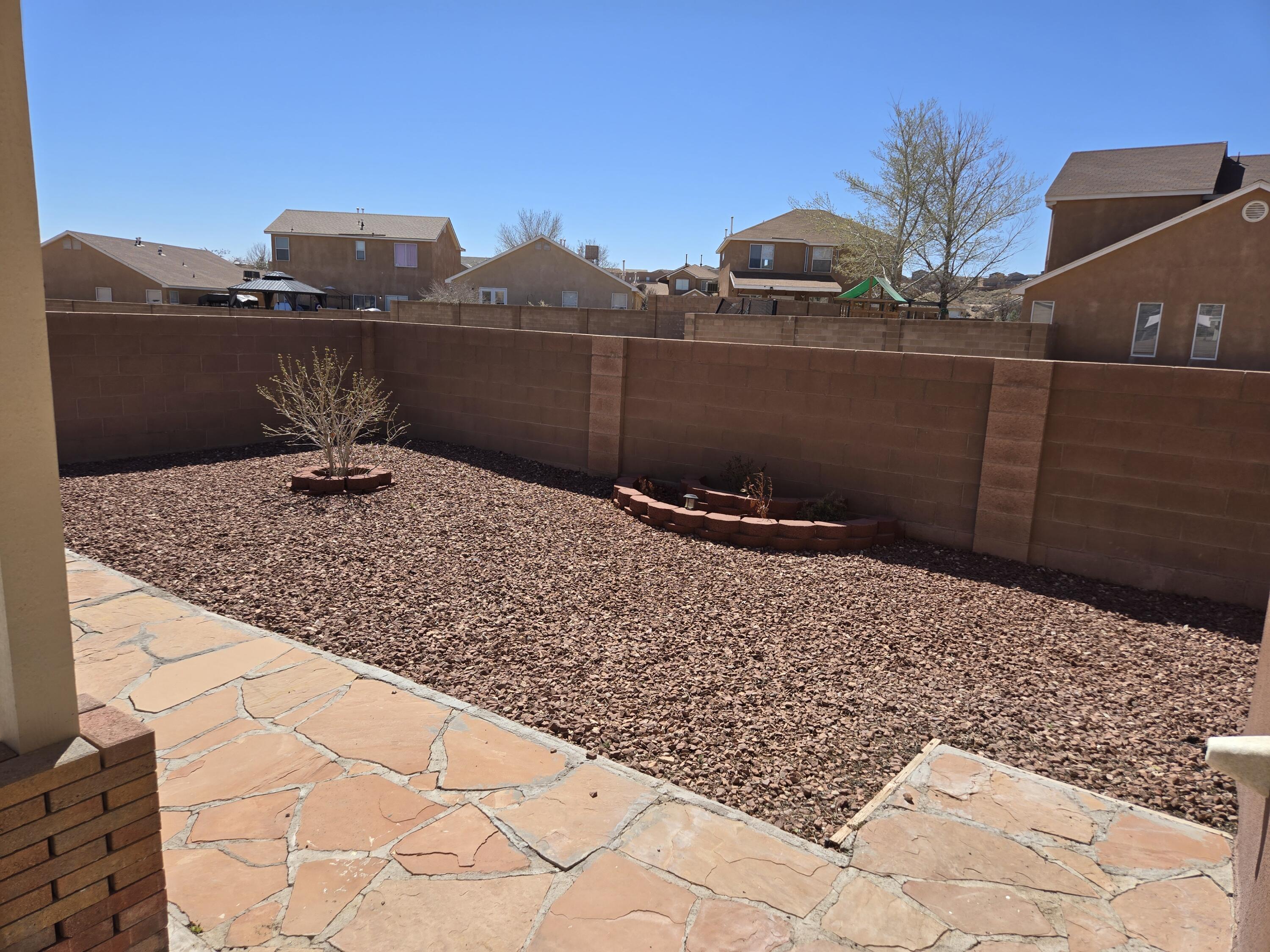 1622 Costilla Road NE