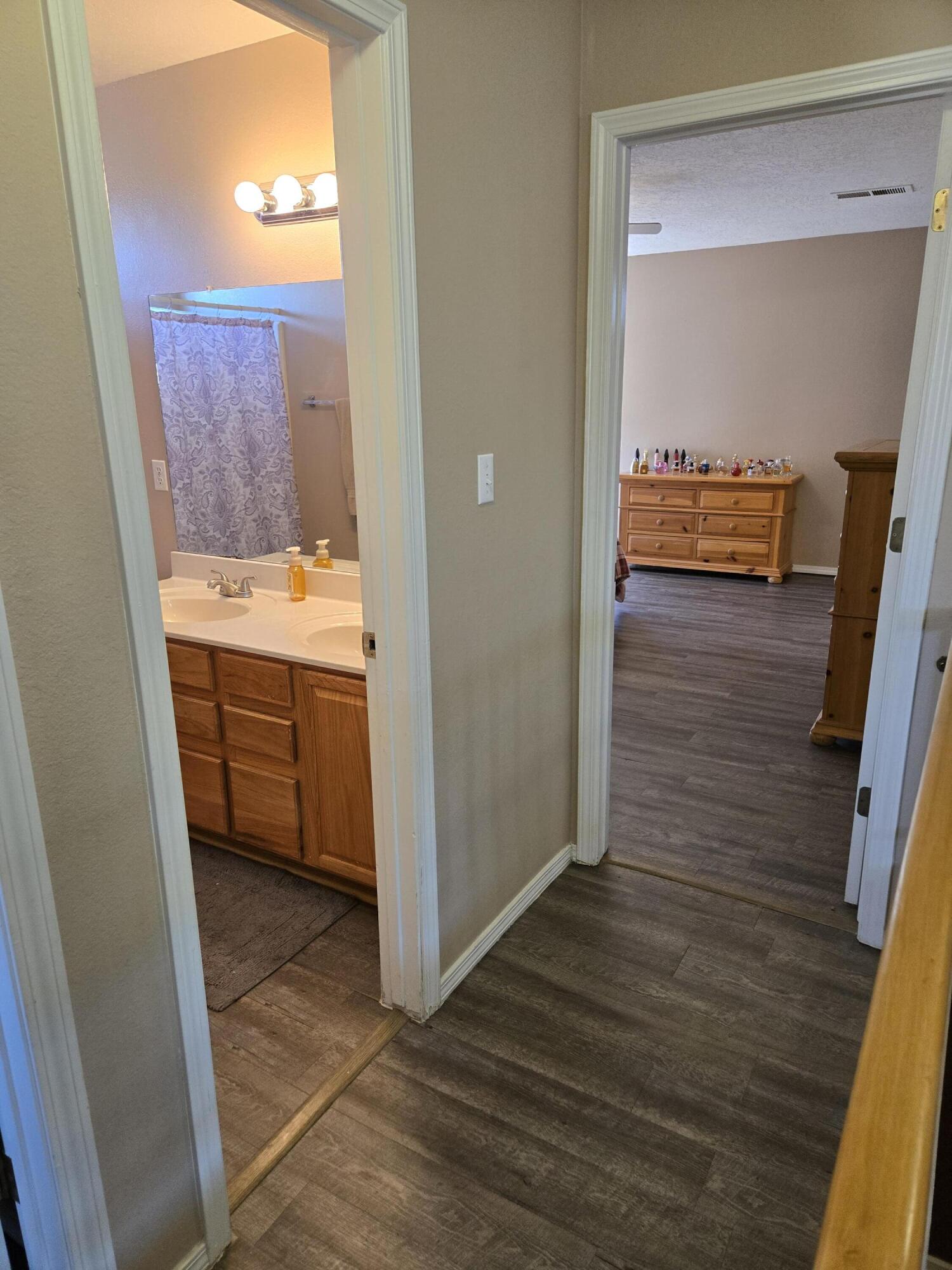 1622 Costilla Road NE