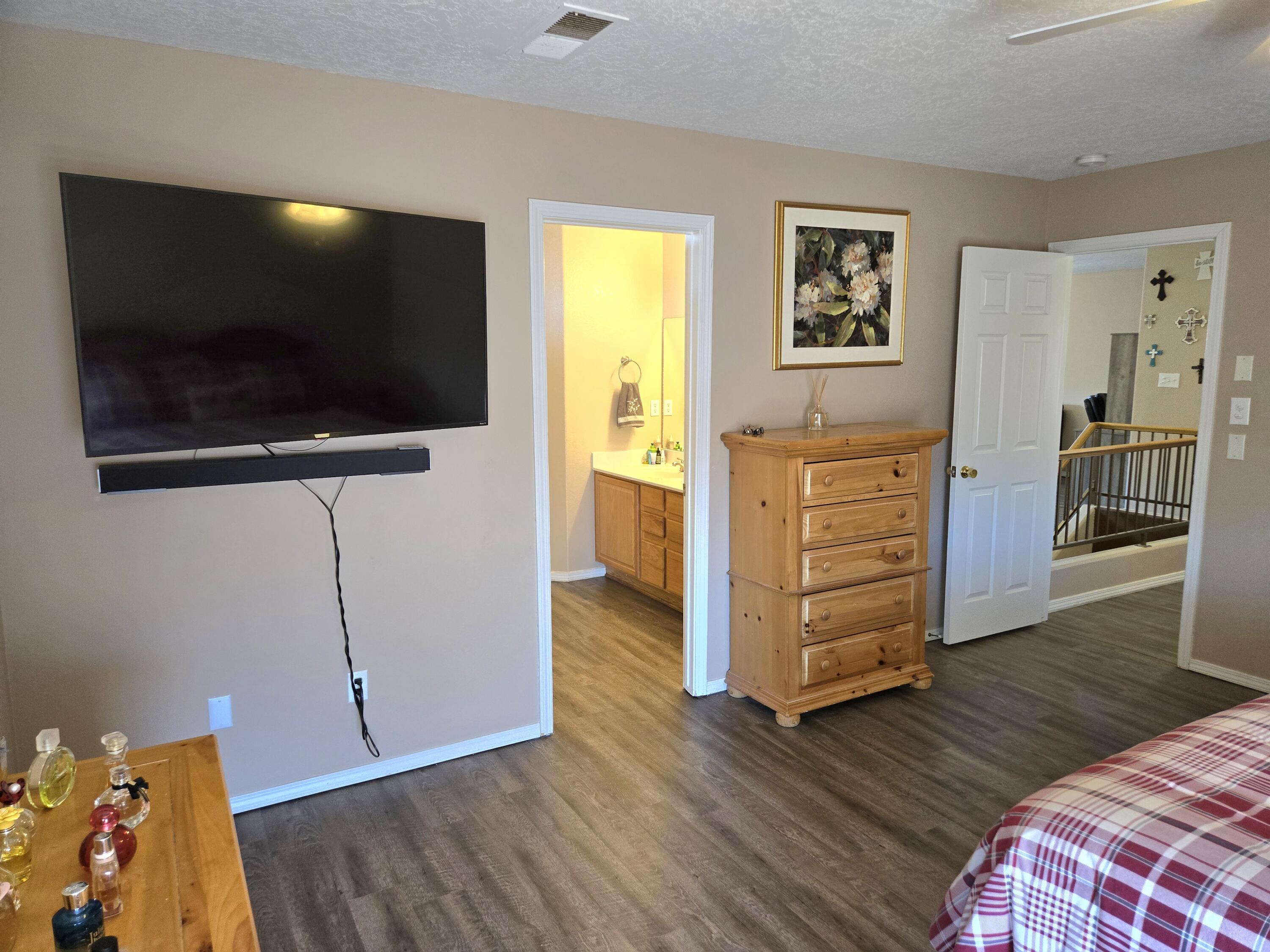 1622 Costilla Road NE