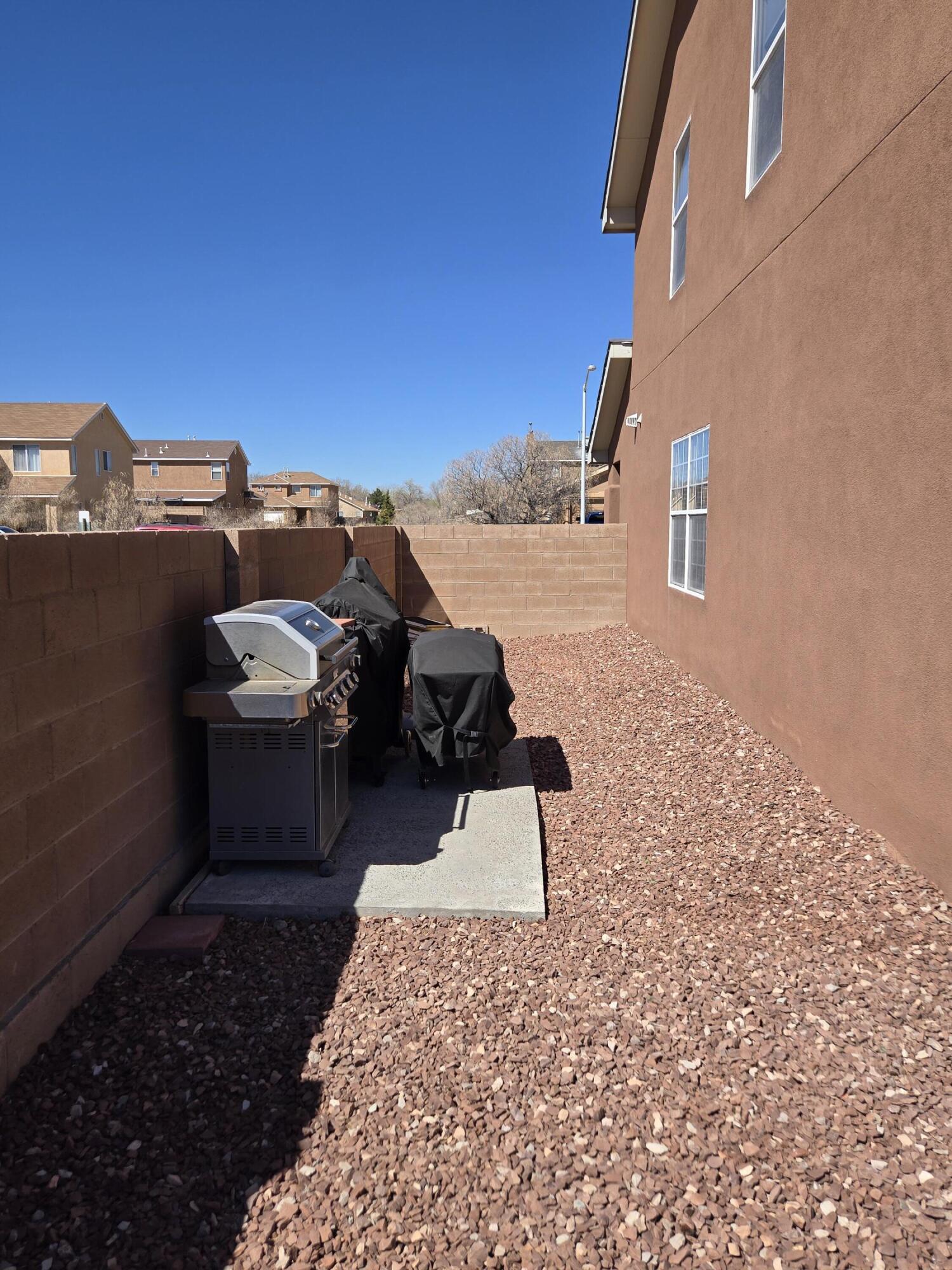 1622 Costilla Road NE