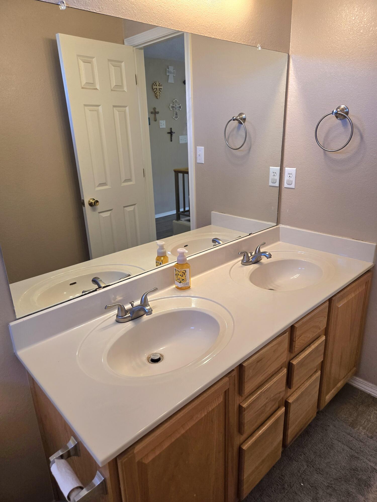 1622 Costilla Road NE