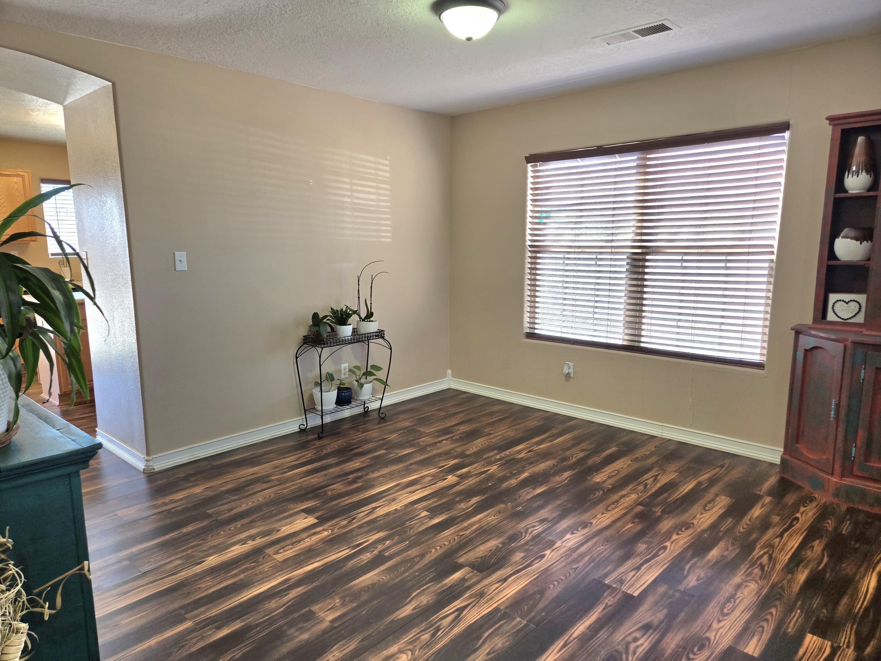 1622 Costilla Road NE