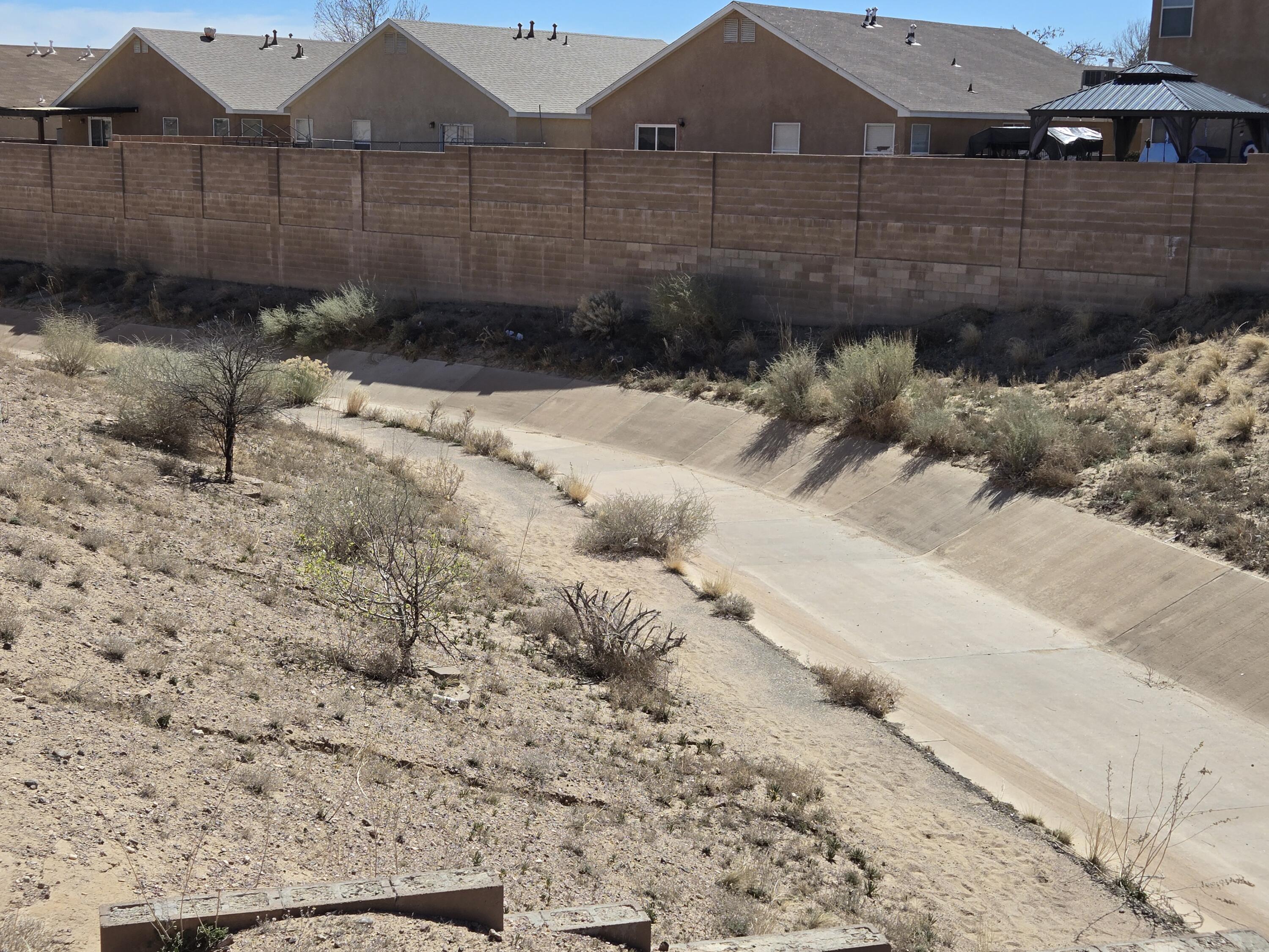 1622 Costilla Road NE