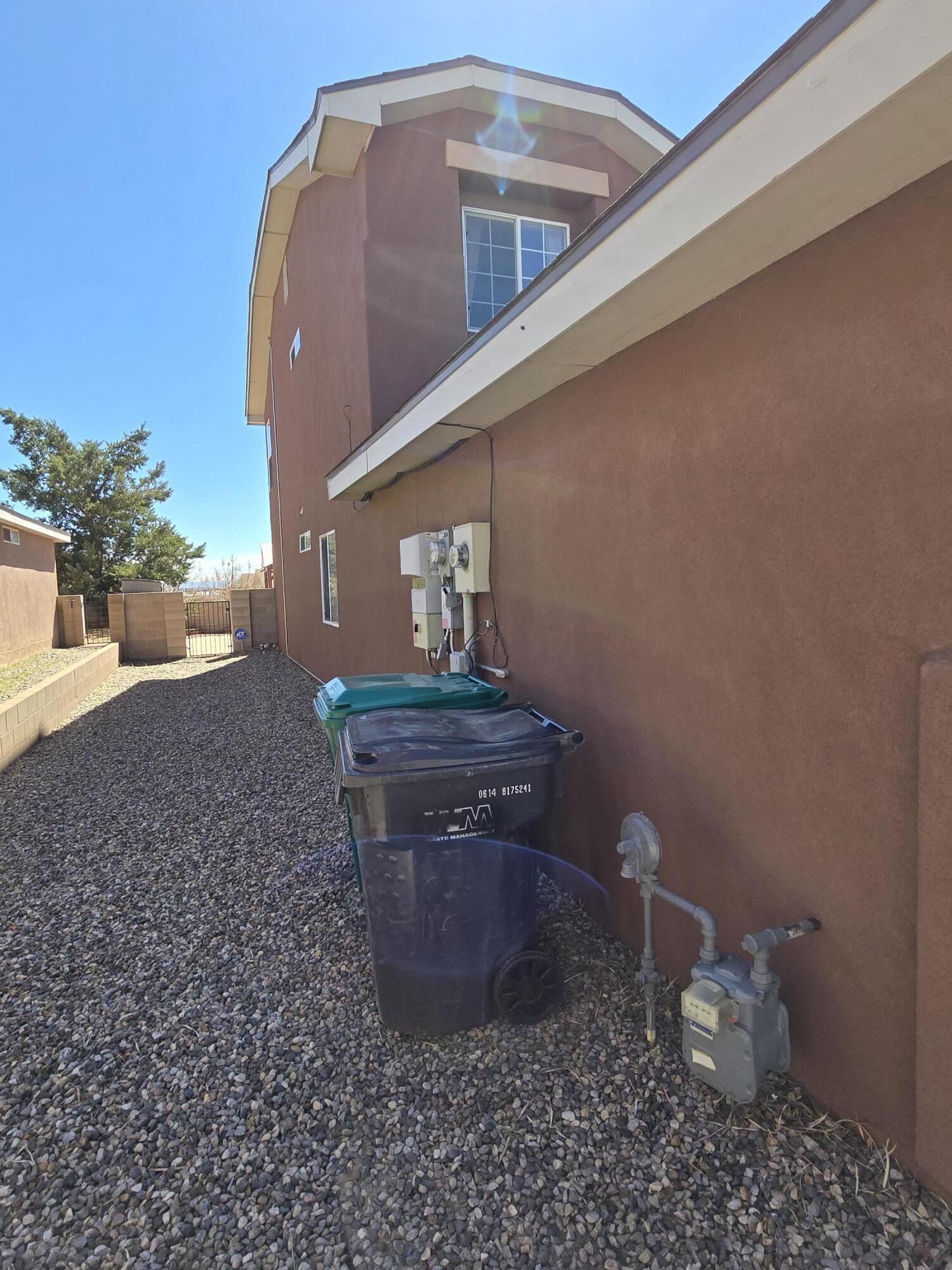 1622 Costilla Road NE