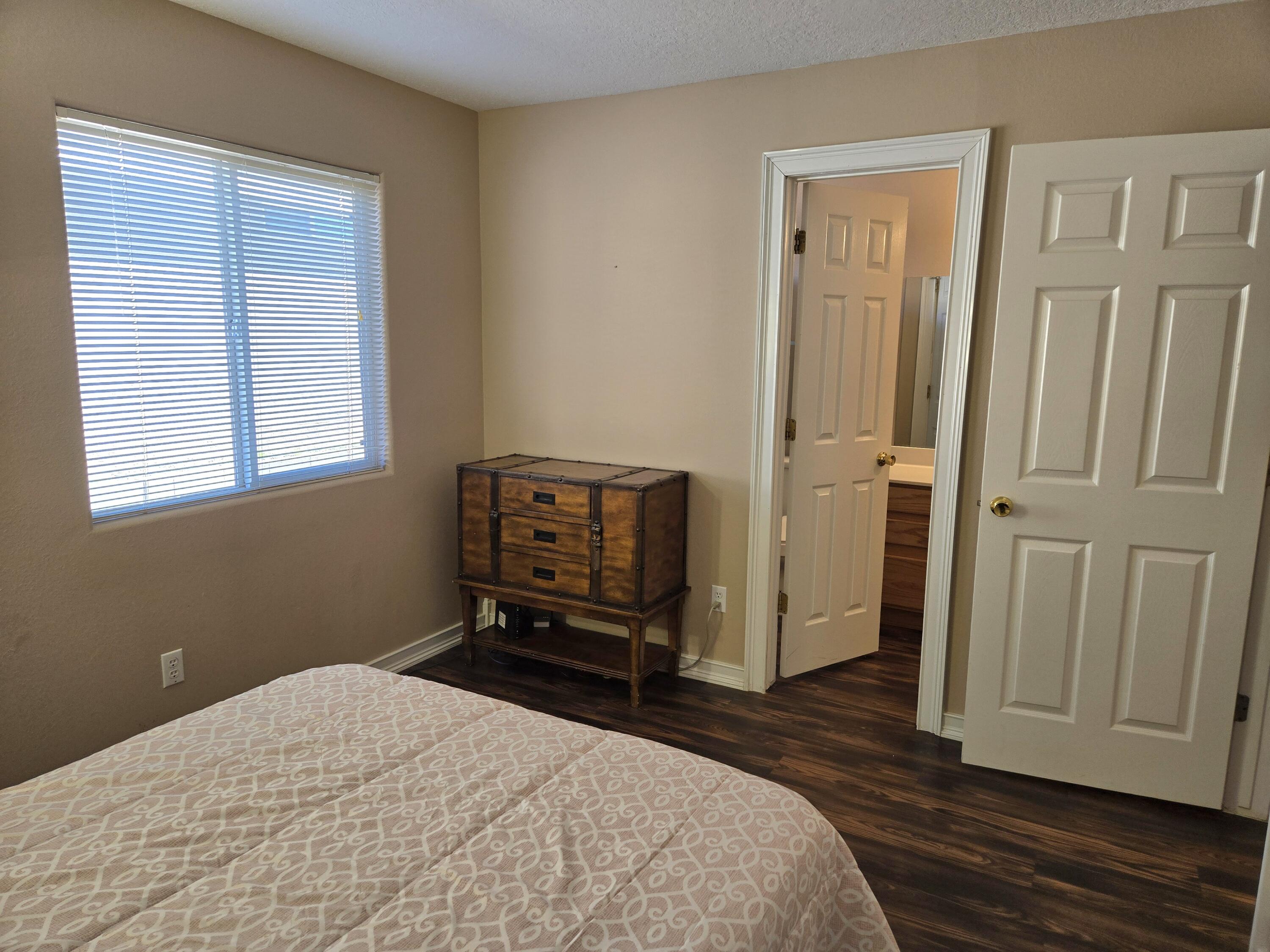 1622 Costilla Road NE