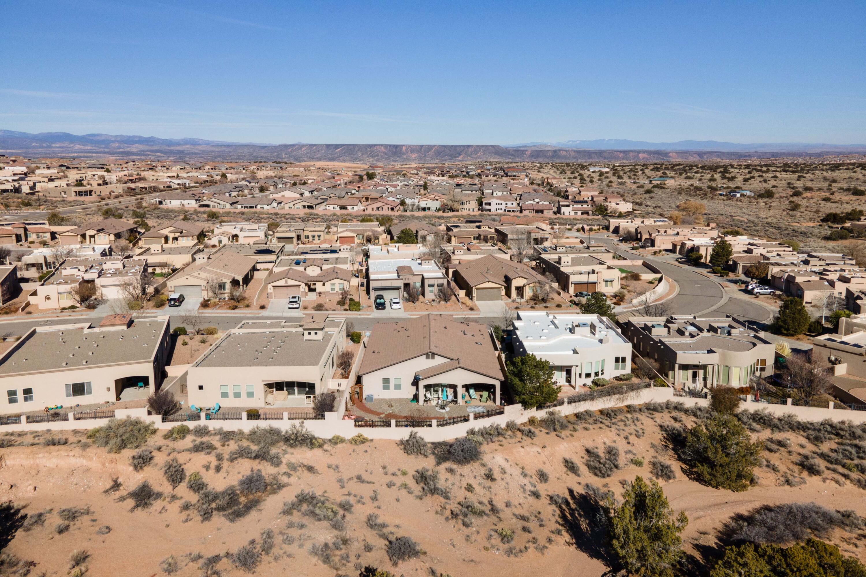 2635 Vista Manzano Loop NE