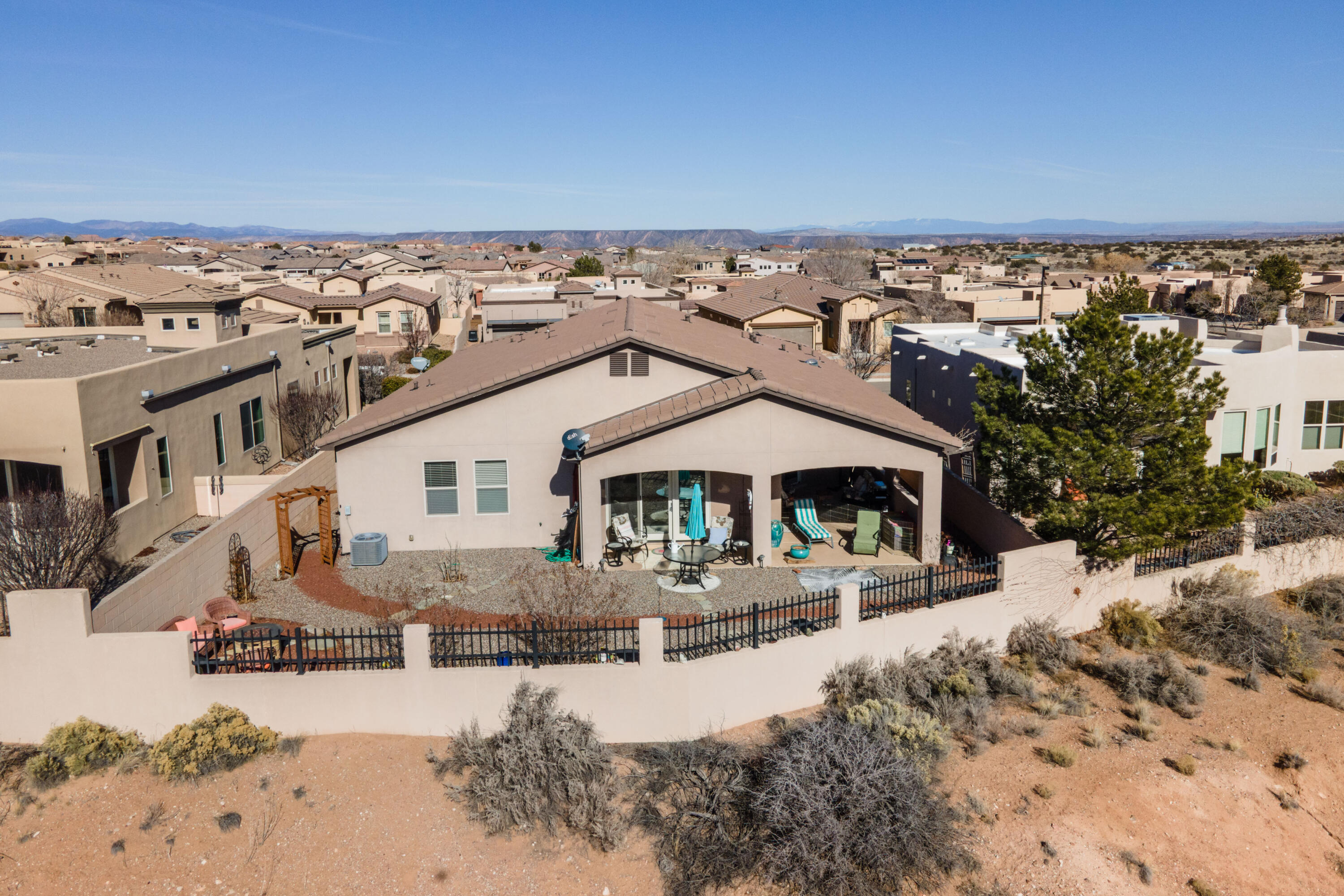 2635 Vista Manzano Loop NE