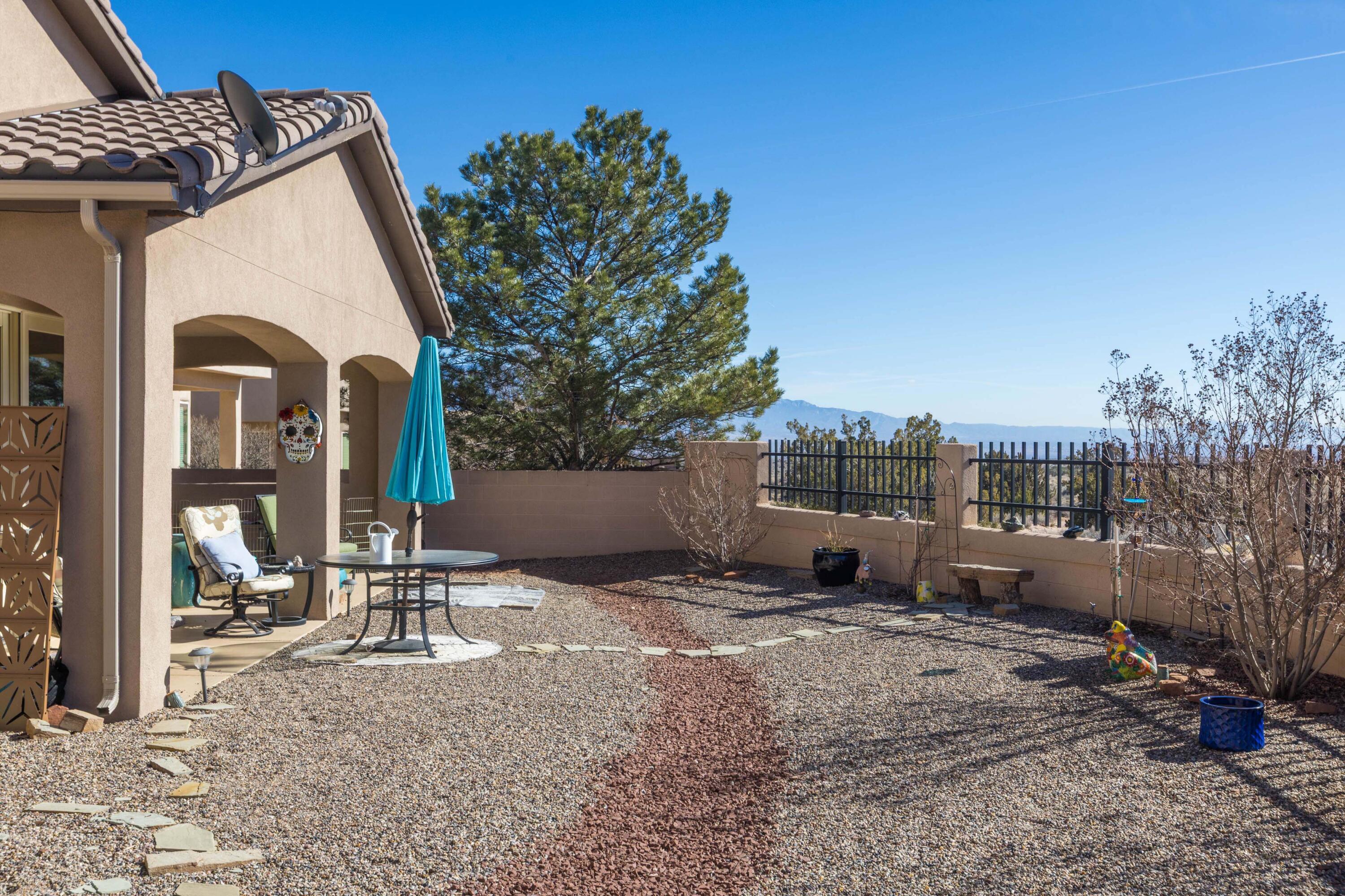 2635 Vista Manzano Loop NE