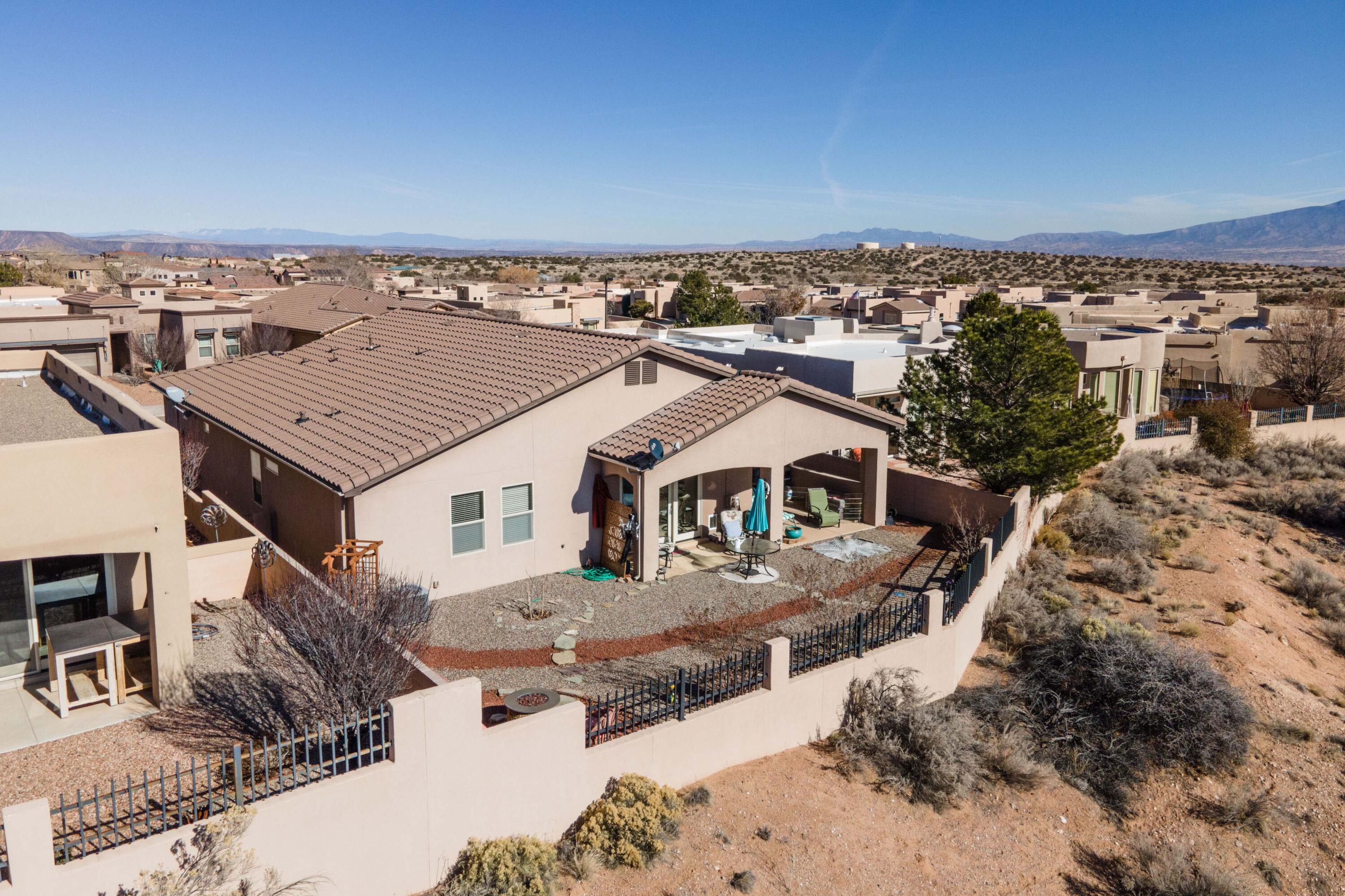 2635 Vista Manzano Loop NE