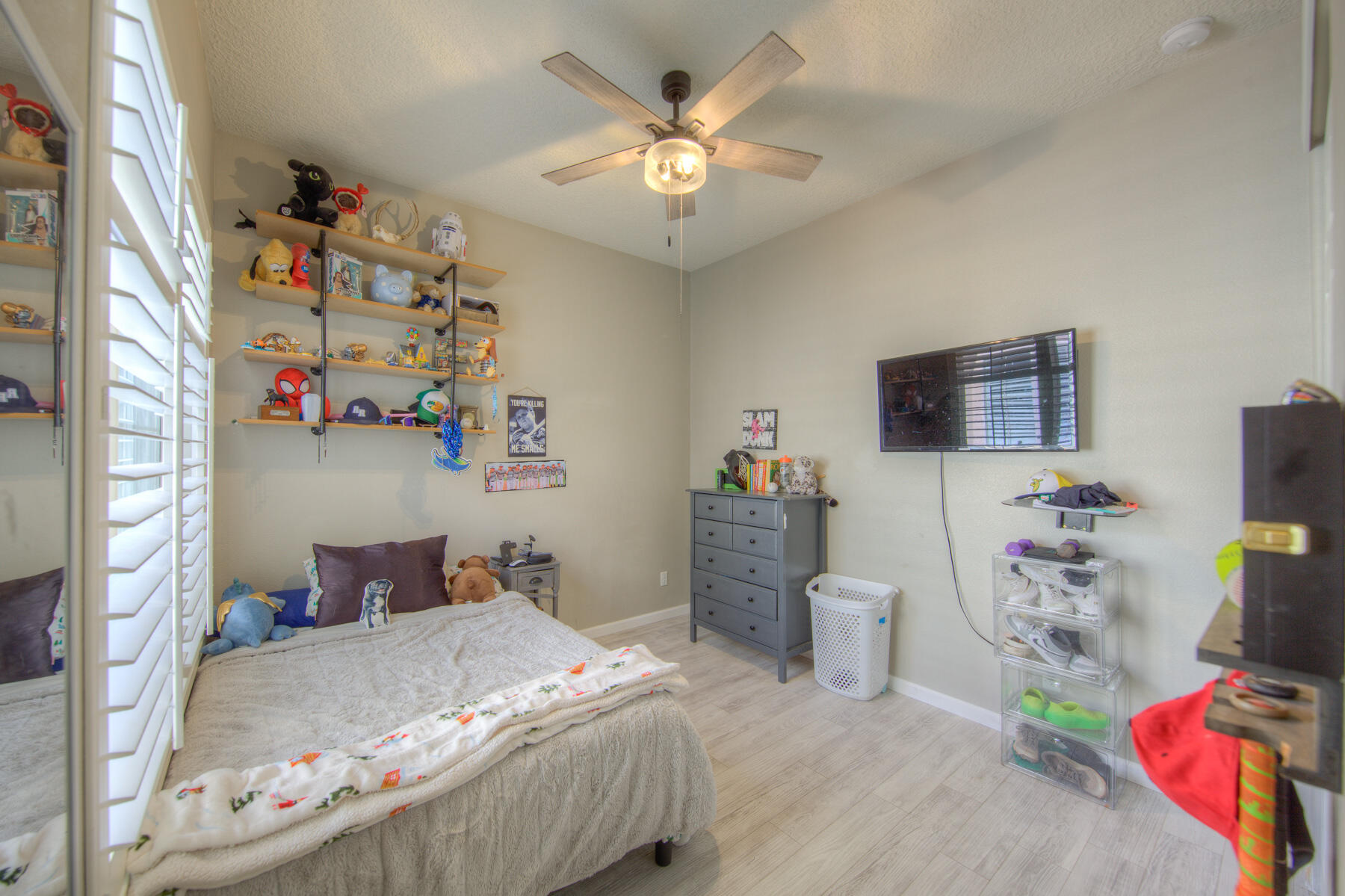 4014 Plaza Colina Lane NE